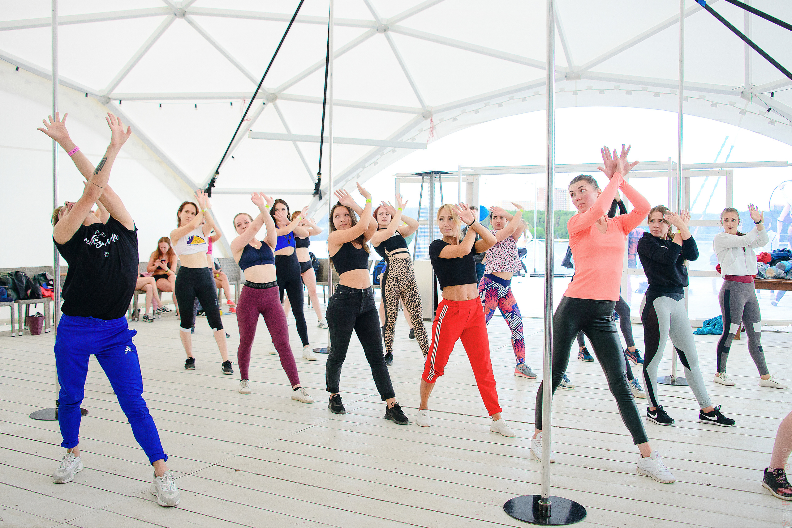 Спорт — Танцы, фитнес, йога, гимнастика. Ваш фотограф на праздник в Москве, Раменском, Жуковском, Люберцах