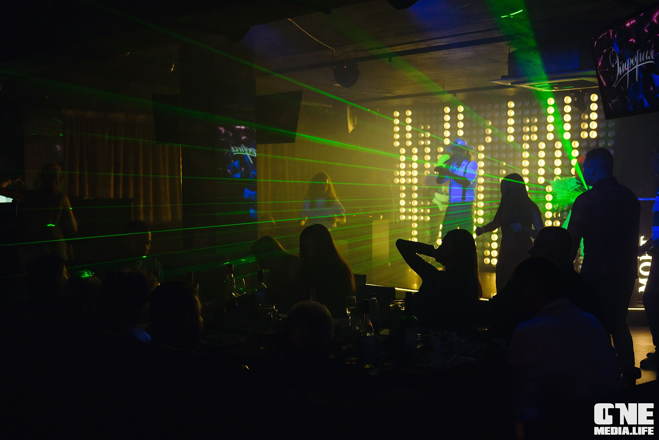 Фоторепортаж из караоке-клуба Эйфория. One Media Life: фоторепортажи, фотоотчеты с мероприятий и заведений