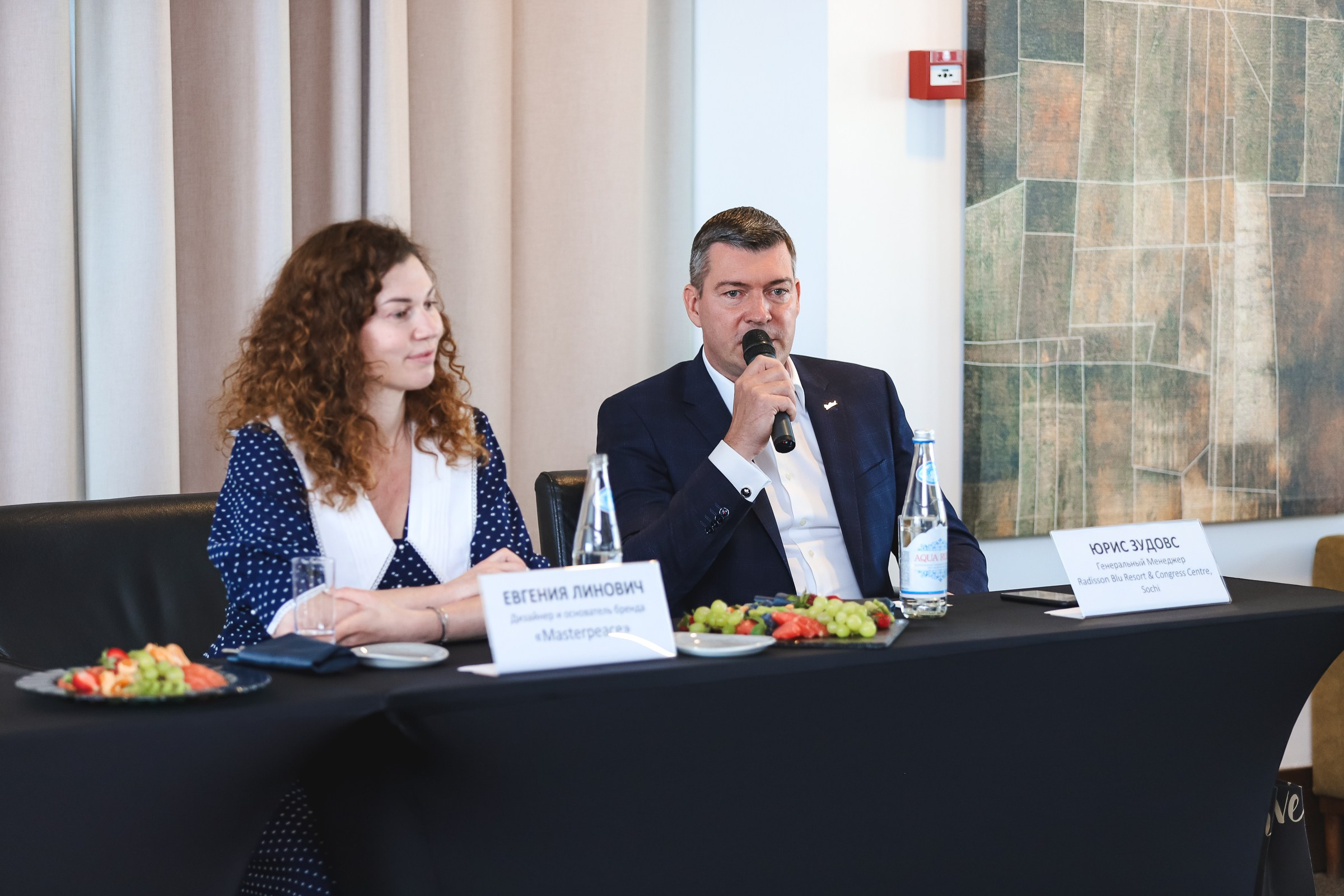 Неделя моды Сочи. Репортажный и fashion фотограф в Москве Сергей Бардин