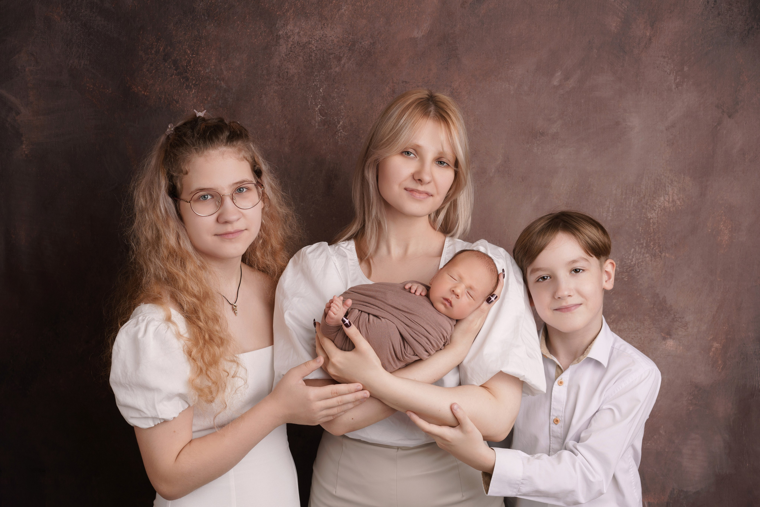 Семейные фотосессии с новорожденными | Трогательные кадры малышей и их близких в Москве и МО. Фотосессия новорожденных в Москве и Московской области | Профессиональный фотограф newborn — Татьяна Иванова