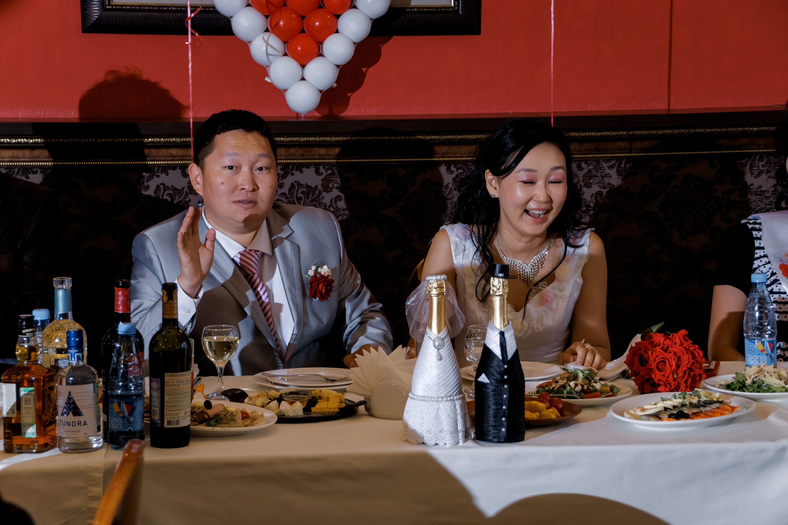 КОРОТКО И ЯСНО — ГОРЬКО!. Свадебный фотограф в Иркутске Бобылев Никита