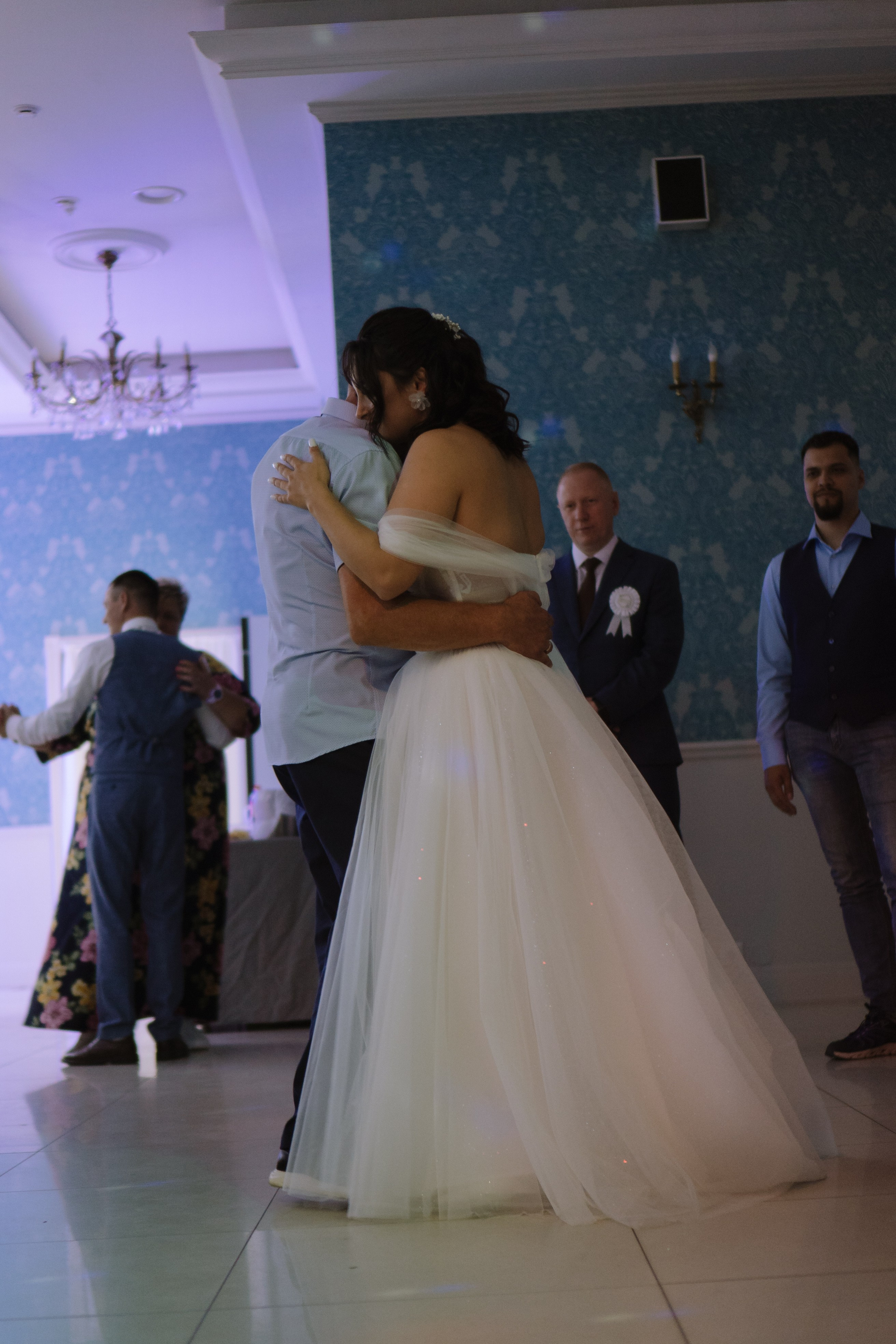 ТАНЕЦ ОТЦА И ДОЧЕРИ НА БАНКЕТЕ (СВАДЕБНАЯ ФОТОСЕСИИЯ БАНКЕТА). Профессиональный фотограф, Санкт-Петербург — Виктория Богомолова