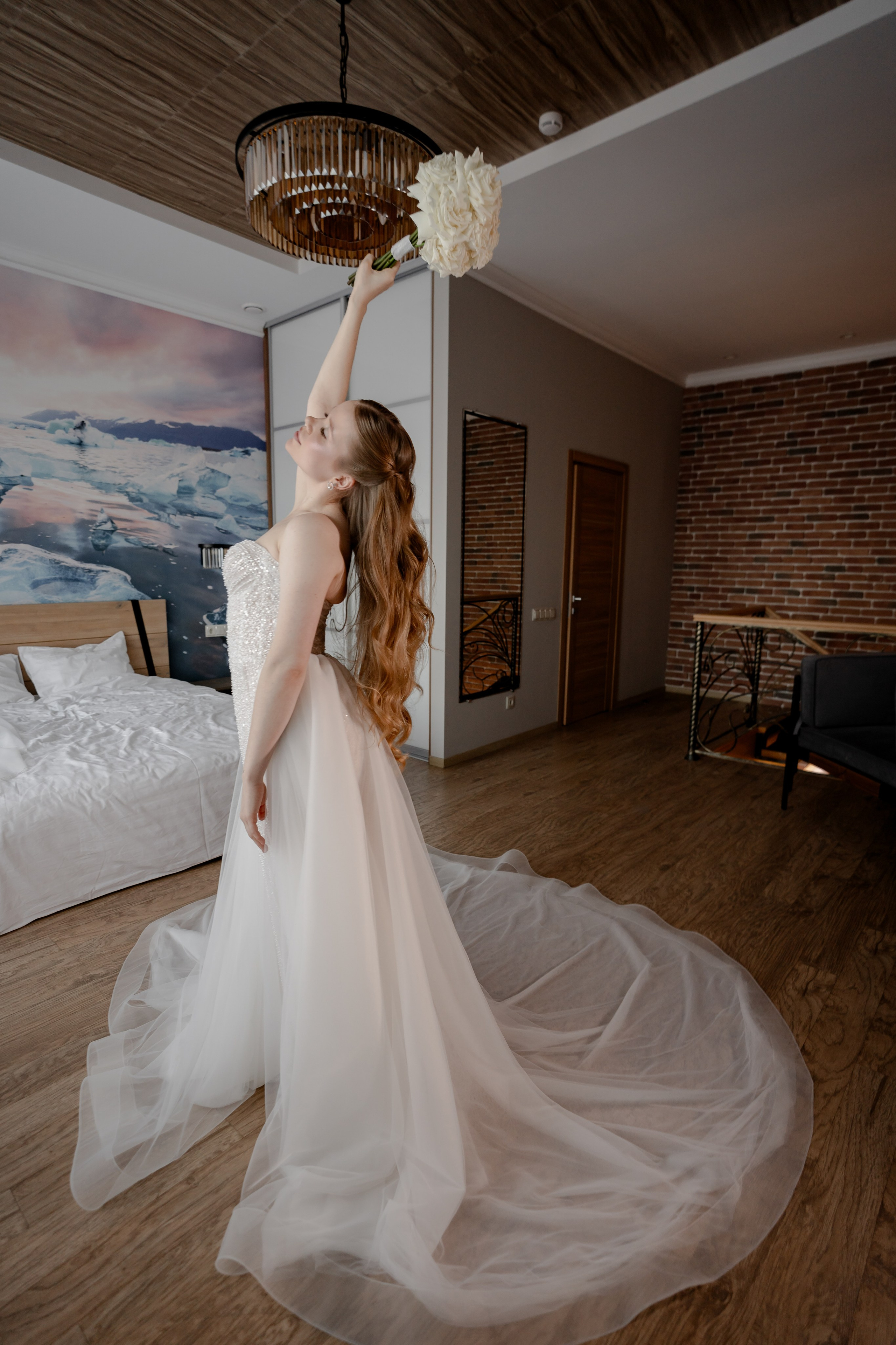 СВАДЕБНАЯ СЬЕМКА СБОРОВ В ОТЕЛЕ И ВЫЕЗД НА ЦЕРЕМОНИЮ (СНЯТО В СИБИРЕ В НИЖНЕВАРТОВСКЕ). Профессиональный фотограф, Санкт-Петербург — Виктория Богомолова