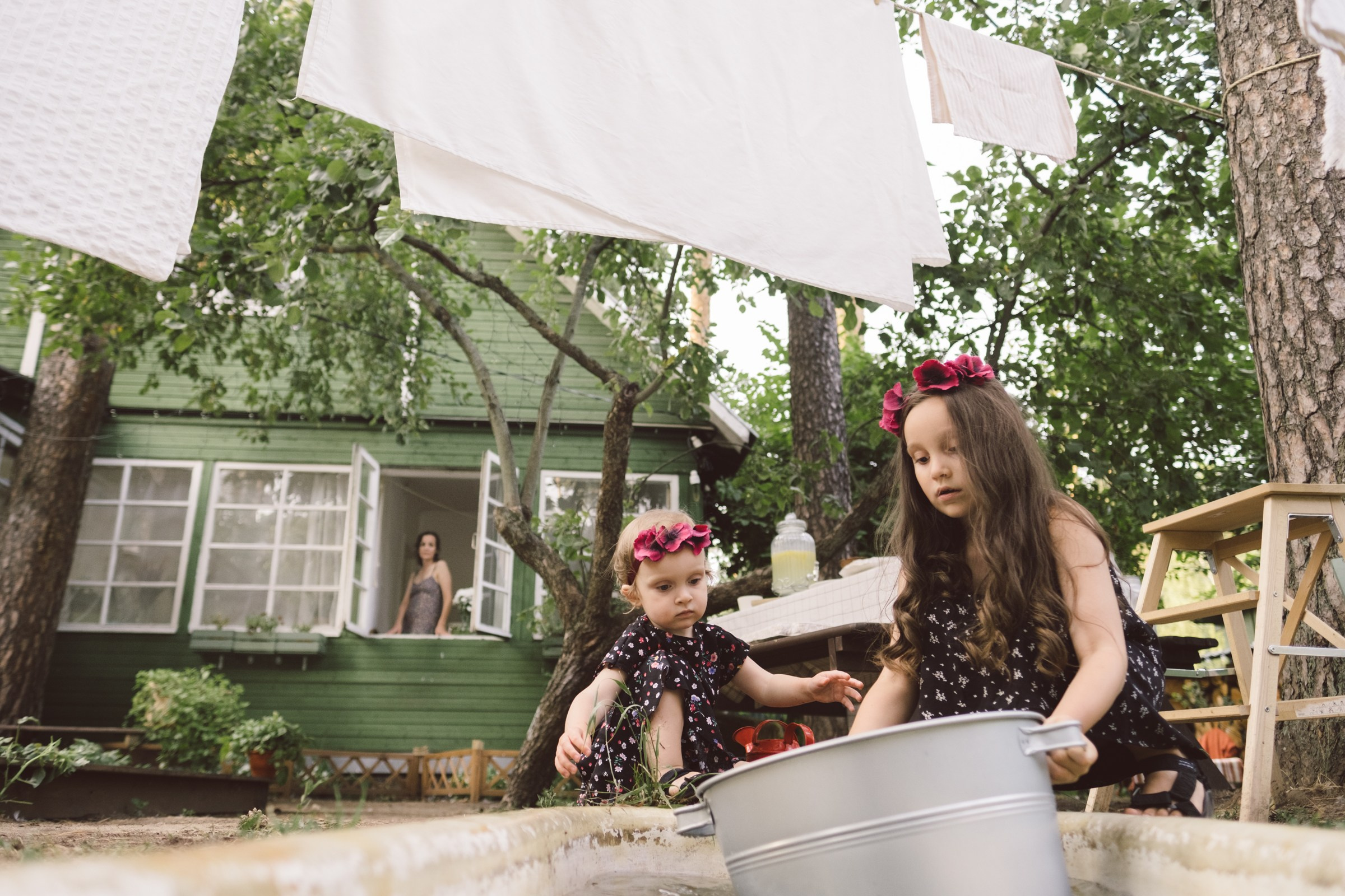 На даче. Свадебные и семейные фотографы в Москве Максим и Оксана Первомай