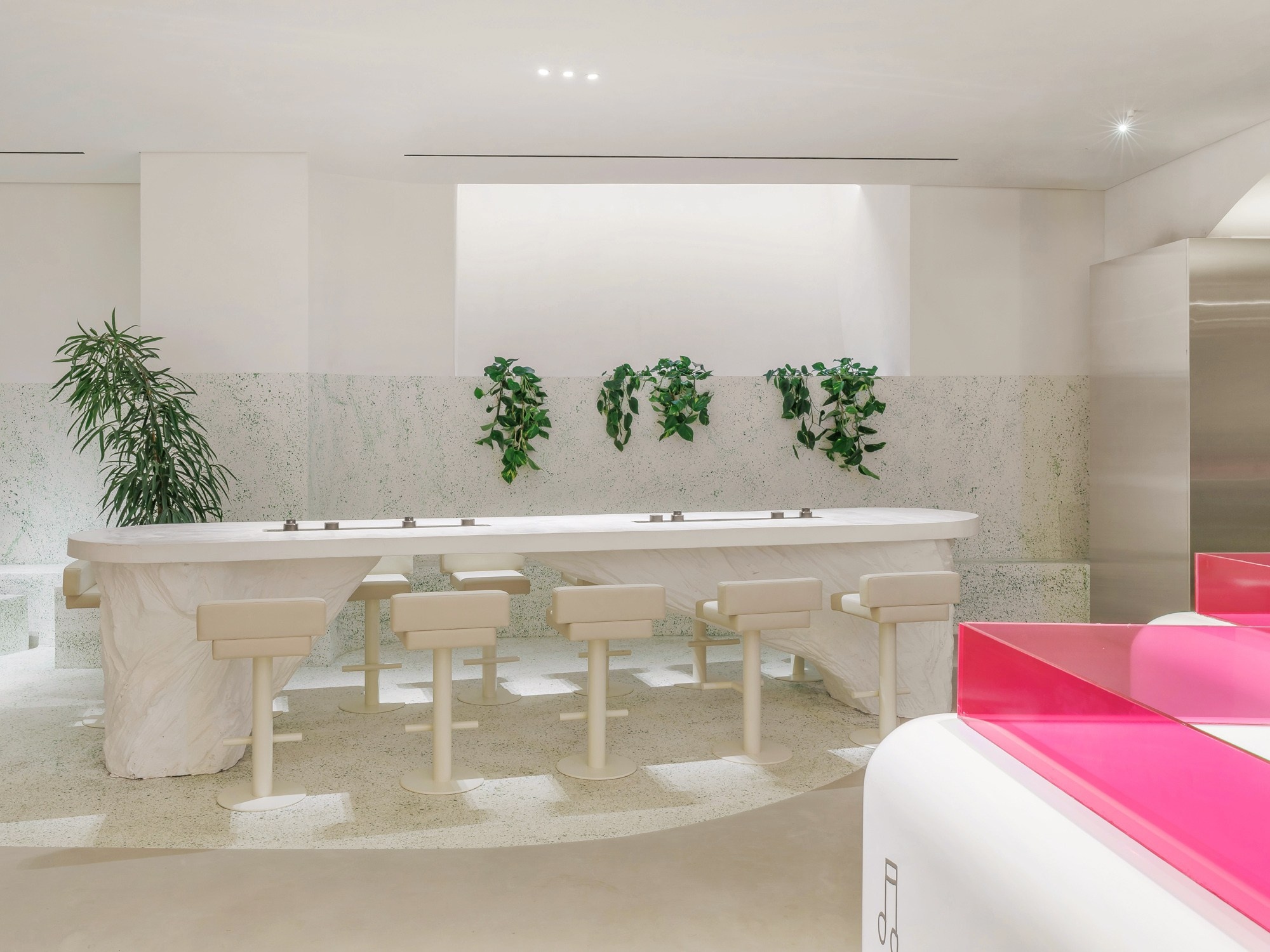 Popmeal. Фотограф Ксения Колесникова. Интерьерная и портретная съемка в Москве