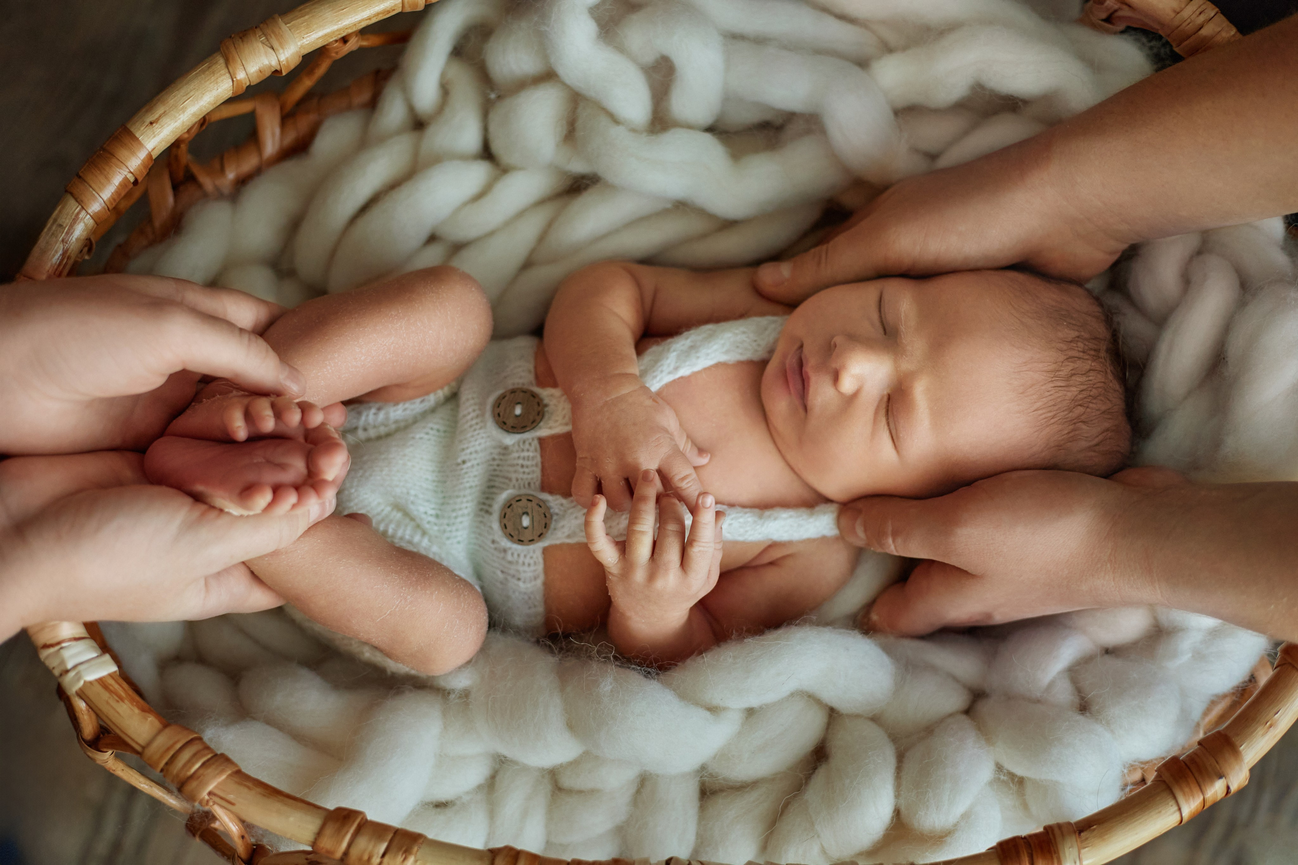Newborn. Фотограф женского портрета, беременности и материнства Харькова Елена