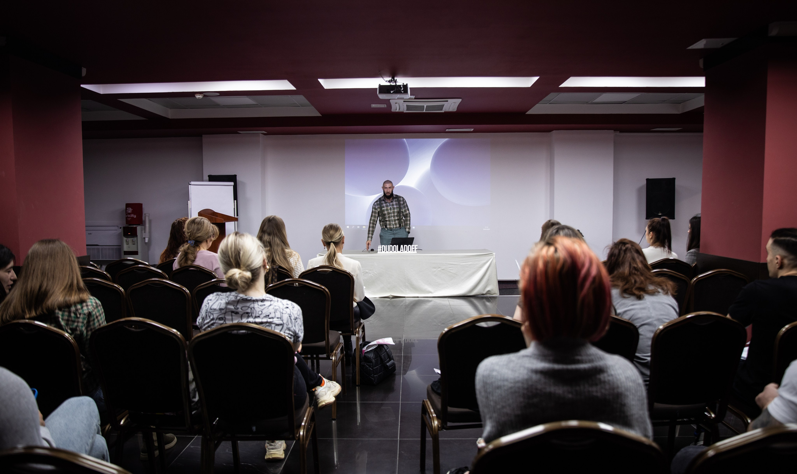 Конференция — медицина и спорт. Алексей Дудоладов. Репортажный и свадебный фотограф в Челябинске Елисеев Павел