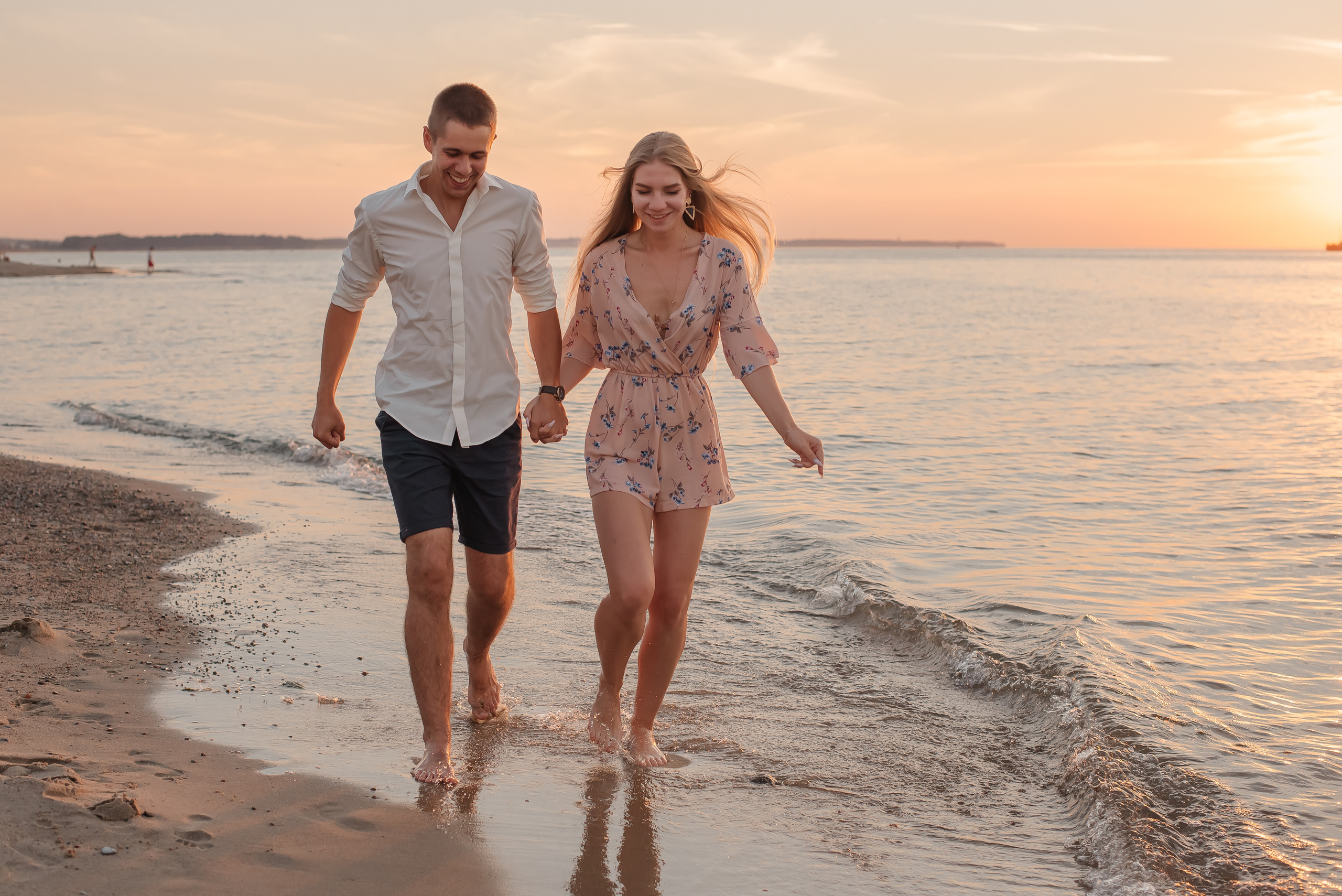 Фотосессия для двоих на закате. Свадебный фотограф  Калининград | Москва|