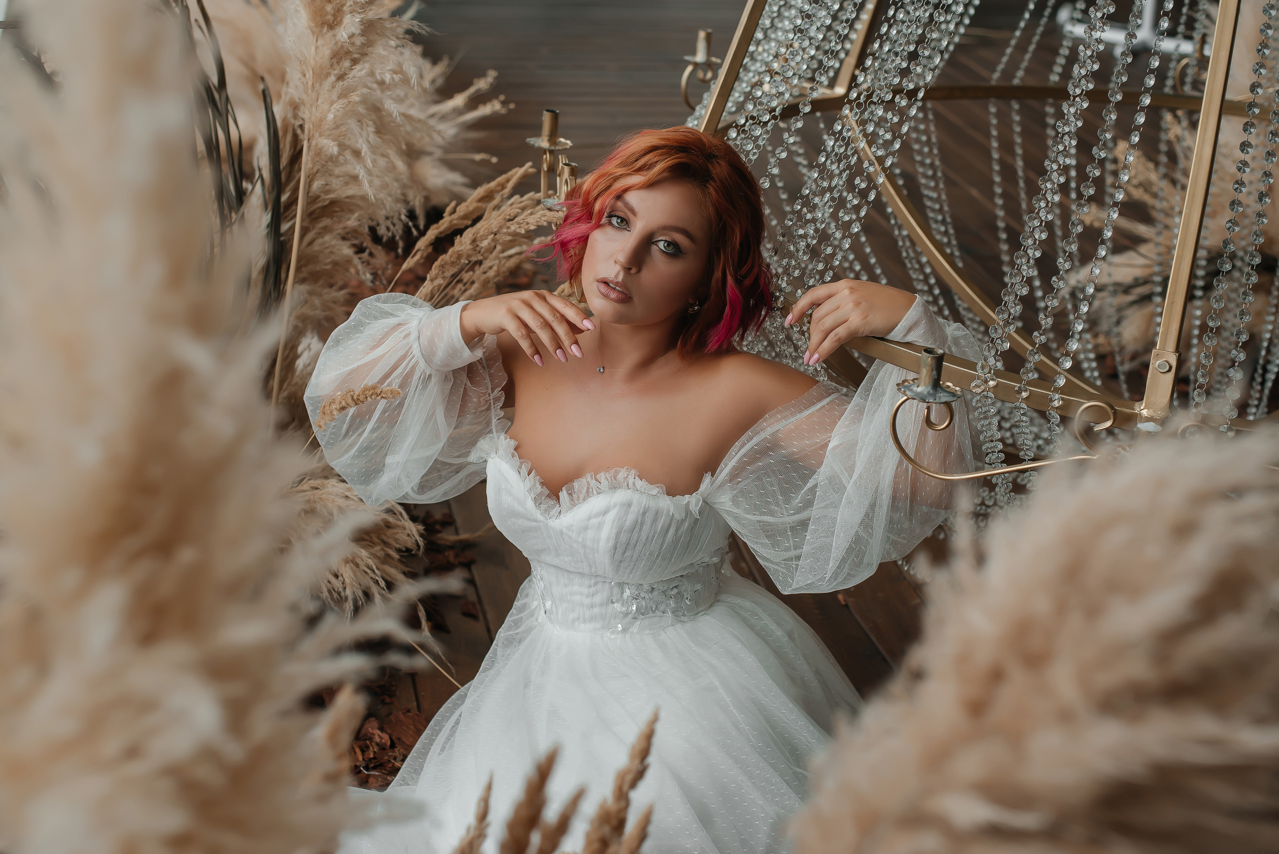 Люстра в фотостудии, индивидуальная фотосессия Калининград. Свадебный фотограф  Калининград | Москва|