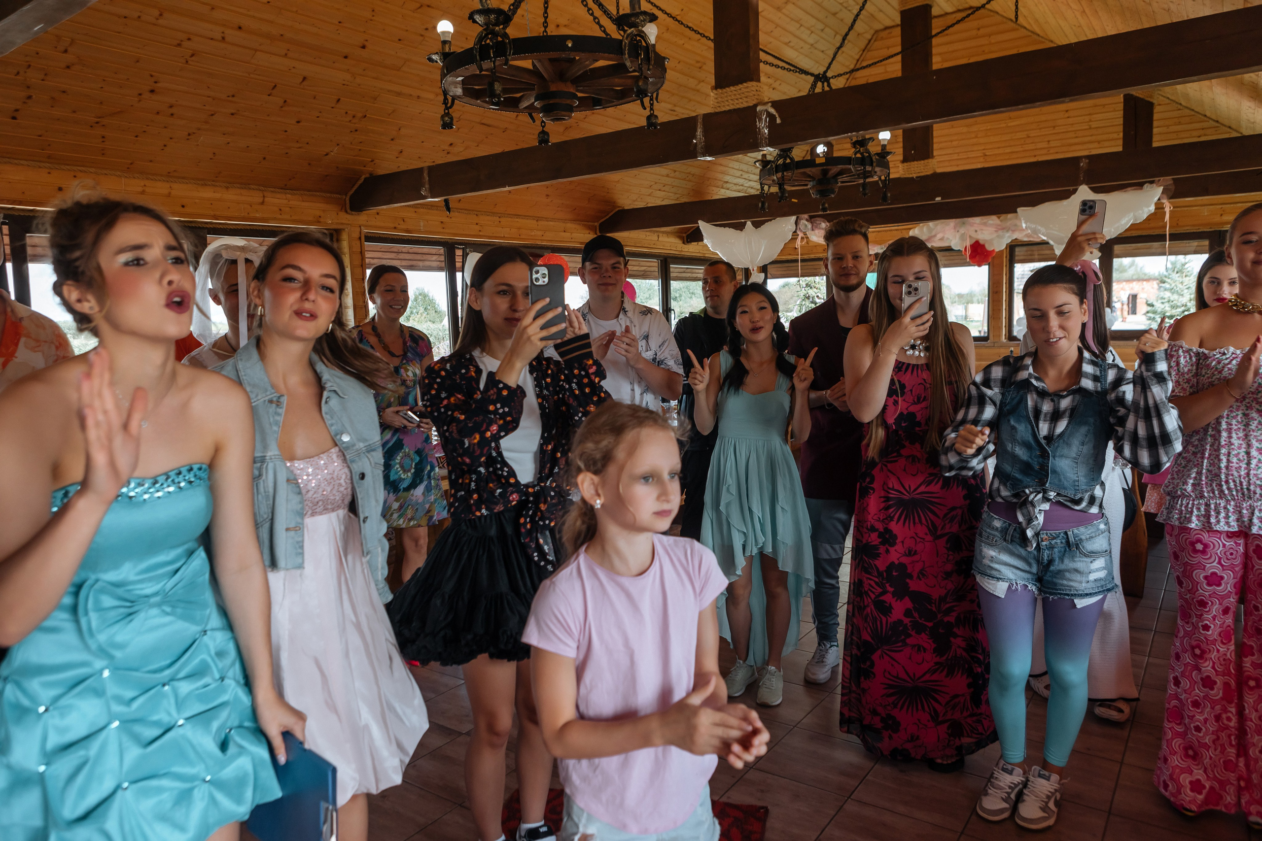 Свадьба в стиле 90х. Свадебный фотограф  Калининград | Москва|