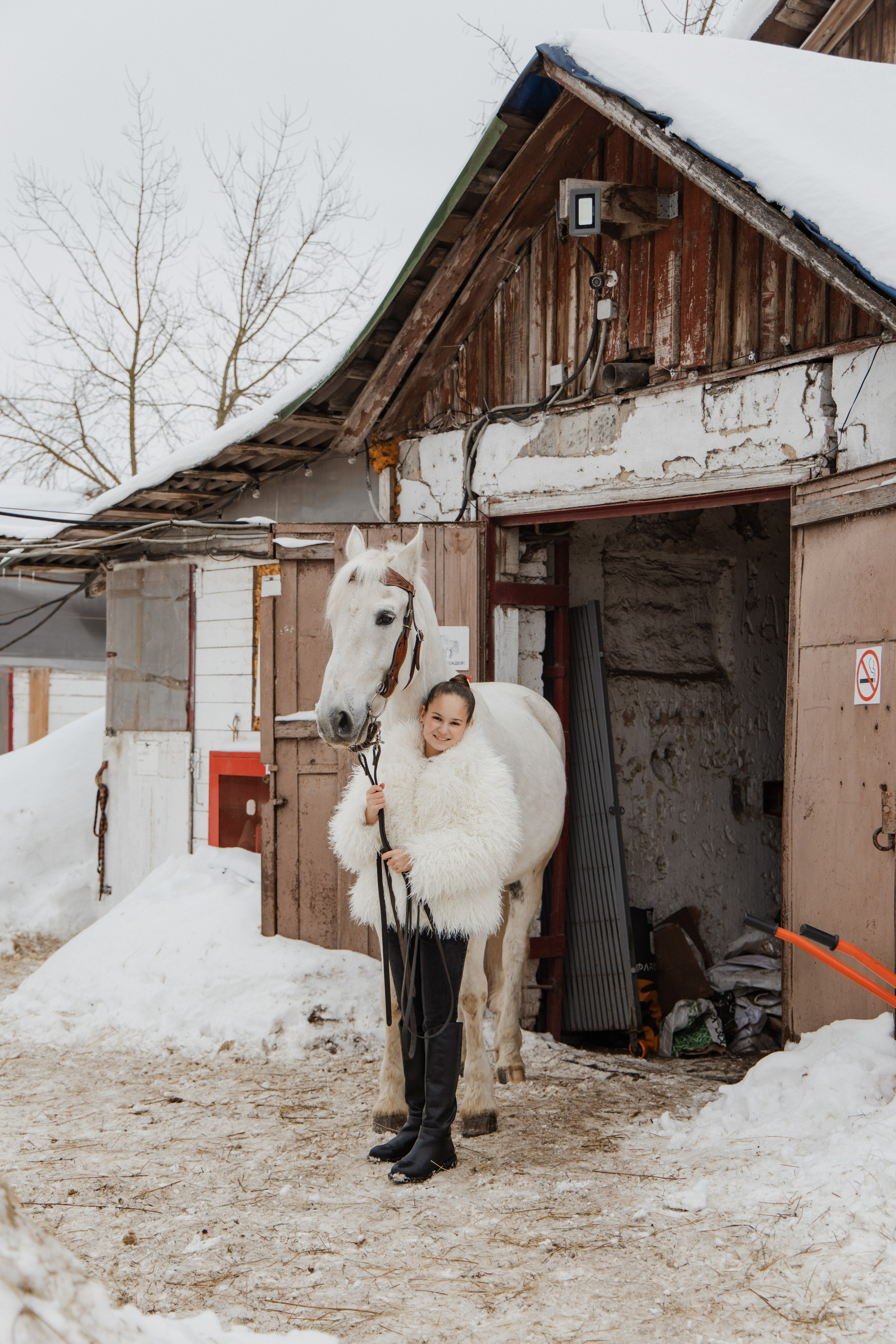 Фотосессия с Конем на Конном дворе. Свадебный фотограф в городе Подольск МО и Москва Крылова Ирина