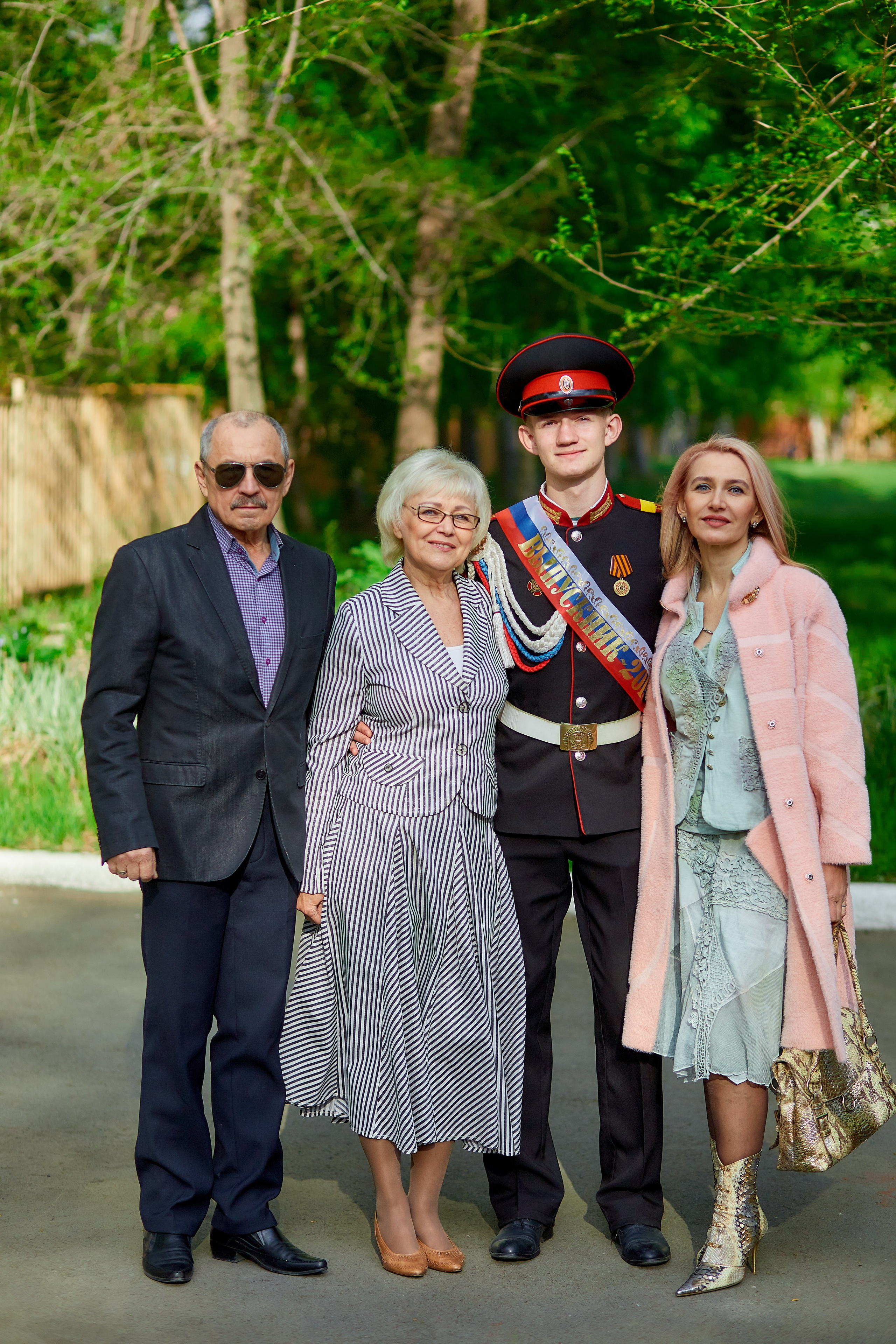 Кадеты последний звонок. Фотограф Вячеслав Фарунин