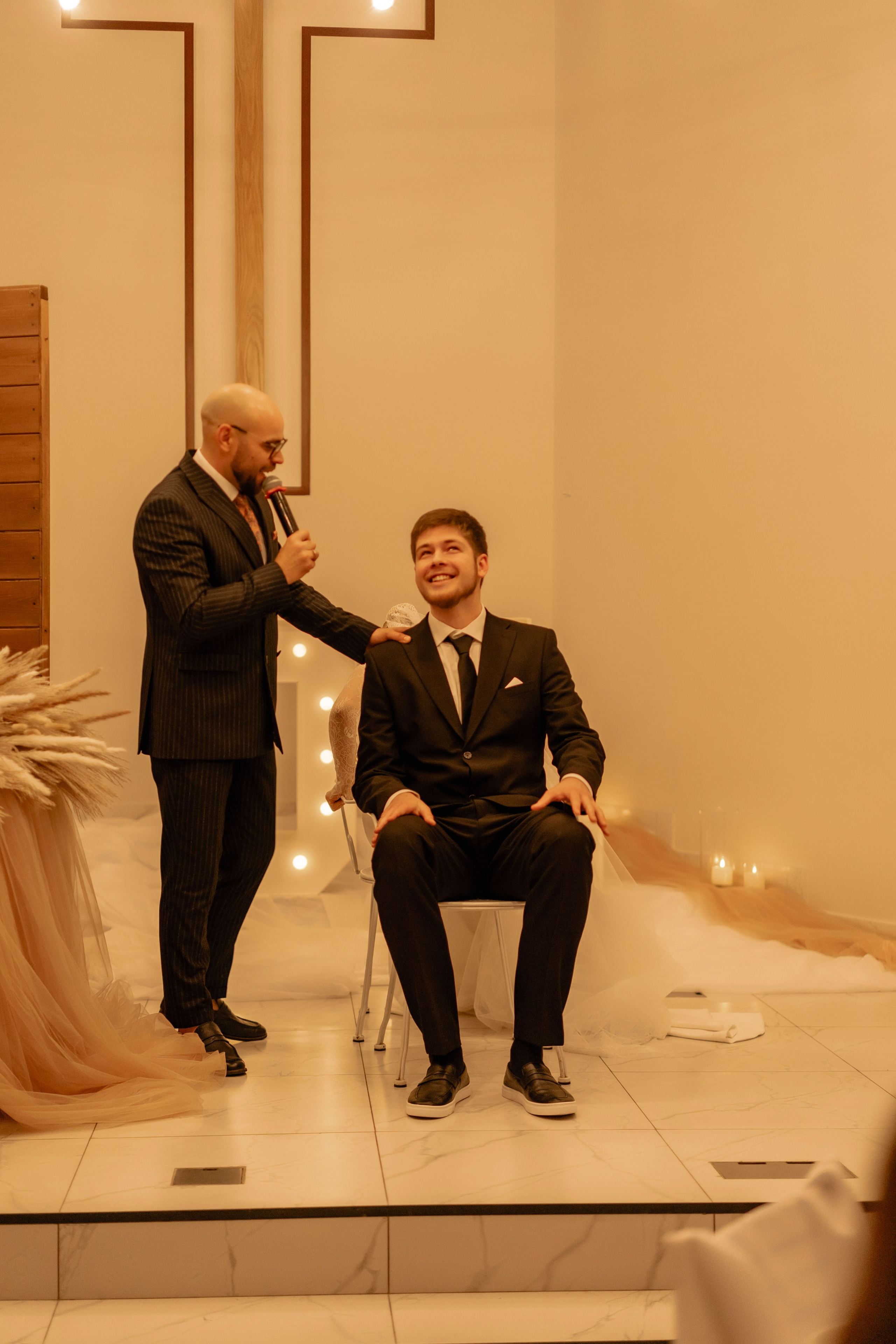 Свадьба в Уфе, венчание в Евангелическо-Лютеранская церкви. Свадебный фотограф в Уфе — Данилова Елена