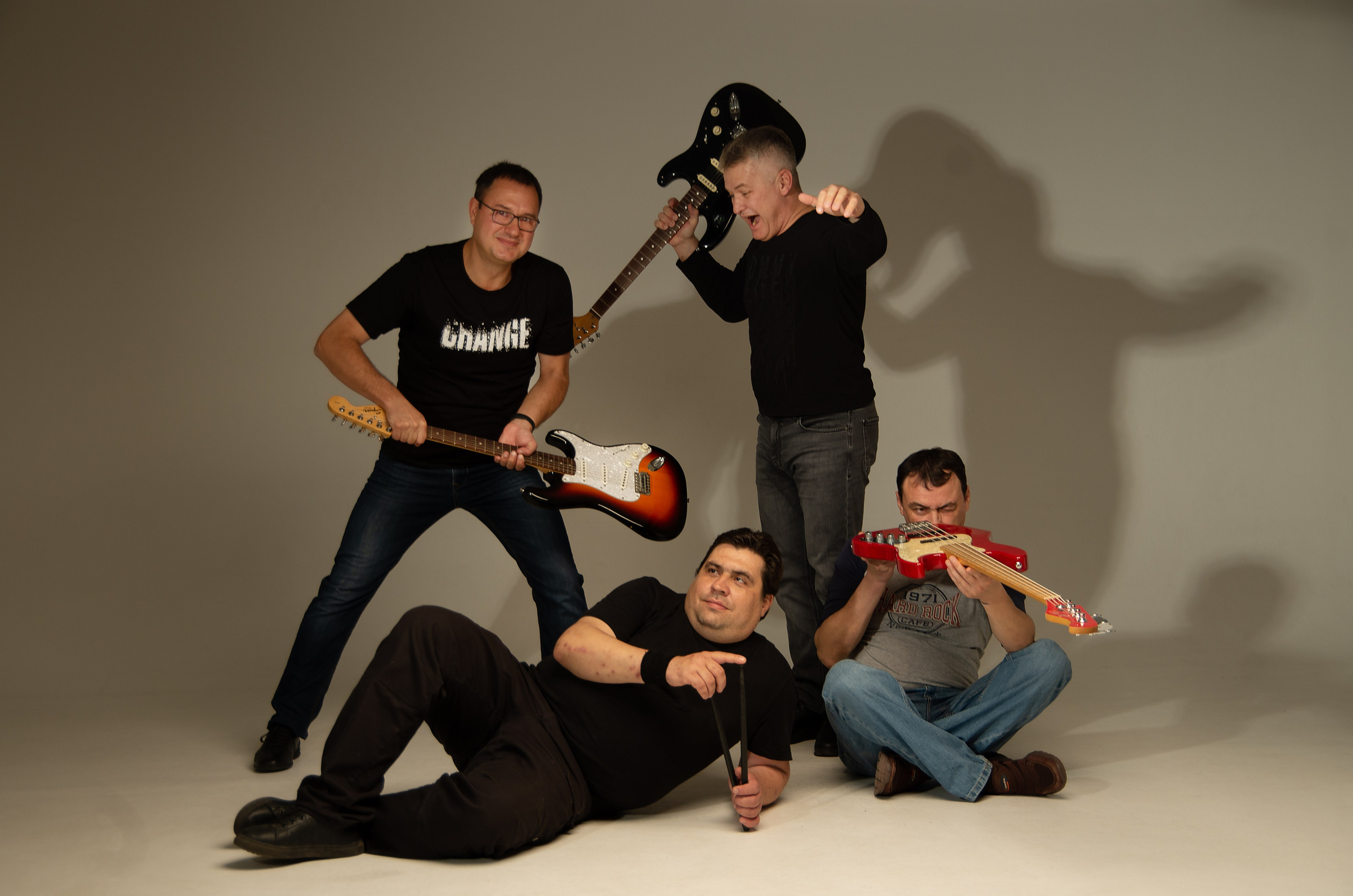 Мужской портрет: музыканты, группы, афиши. Фотограф Марина Доглядная Челябинск фотосессии с лошадьми, мотоциклами