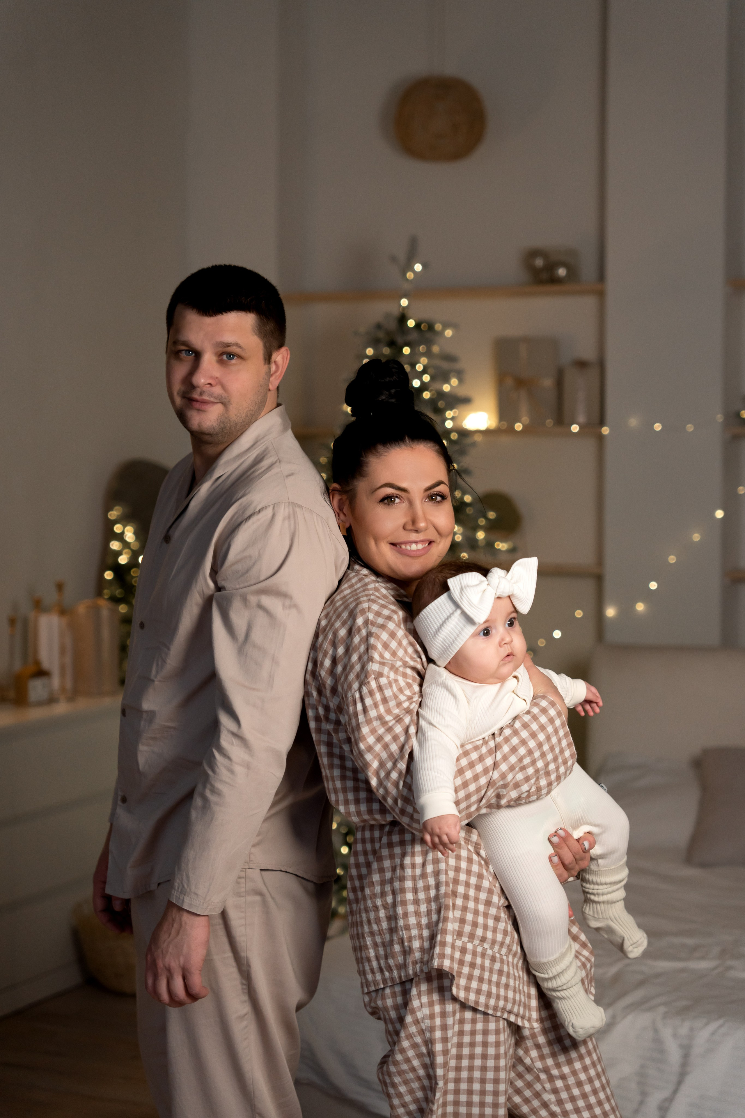Теплая новогодняя семейная фотосессия. Фотограф в Красноярске. Юлия Чаушанская