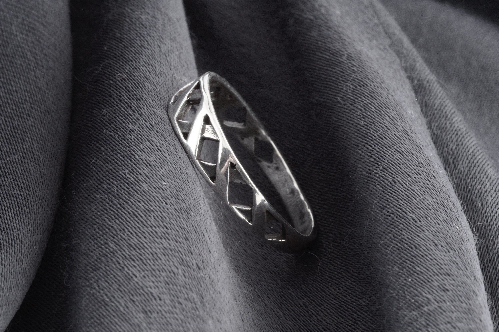 Ювелирные украшения. Предметный фотограф Мария Белка