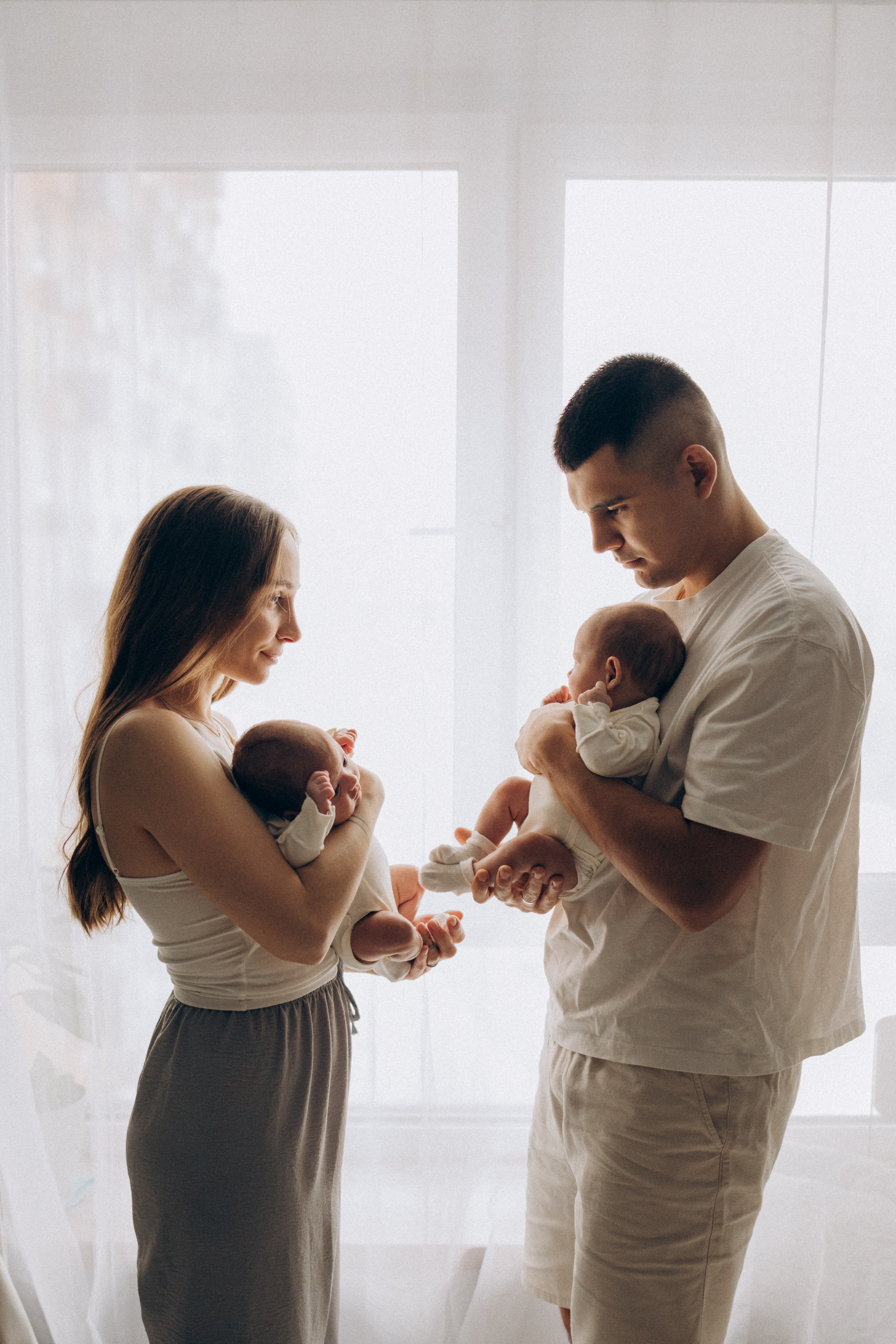 Семейная фотосессия с новорожденным, фотосессия новорожденного, ньюборн, фотосессия ньюборн, ньюборн лайфстайл, фотосессия новорожденного дома, фотограф новорожденных