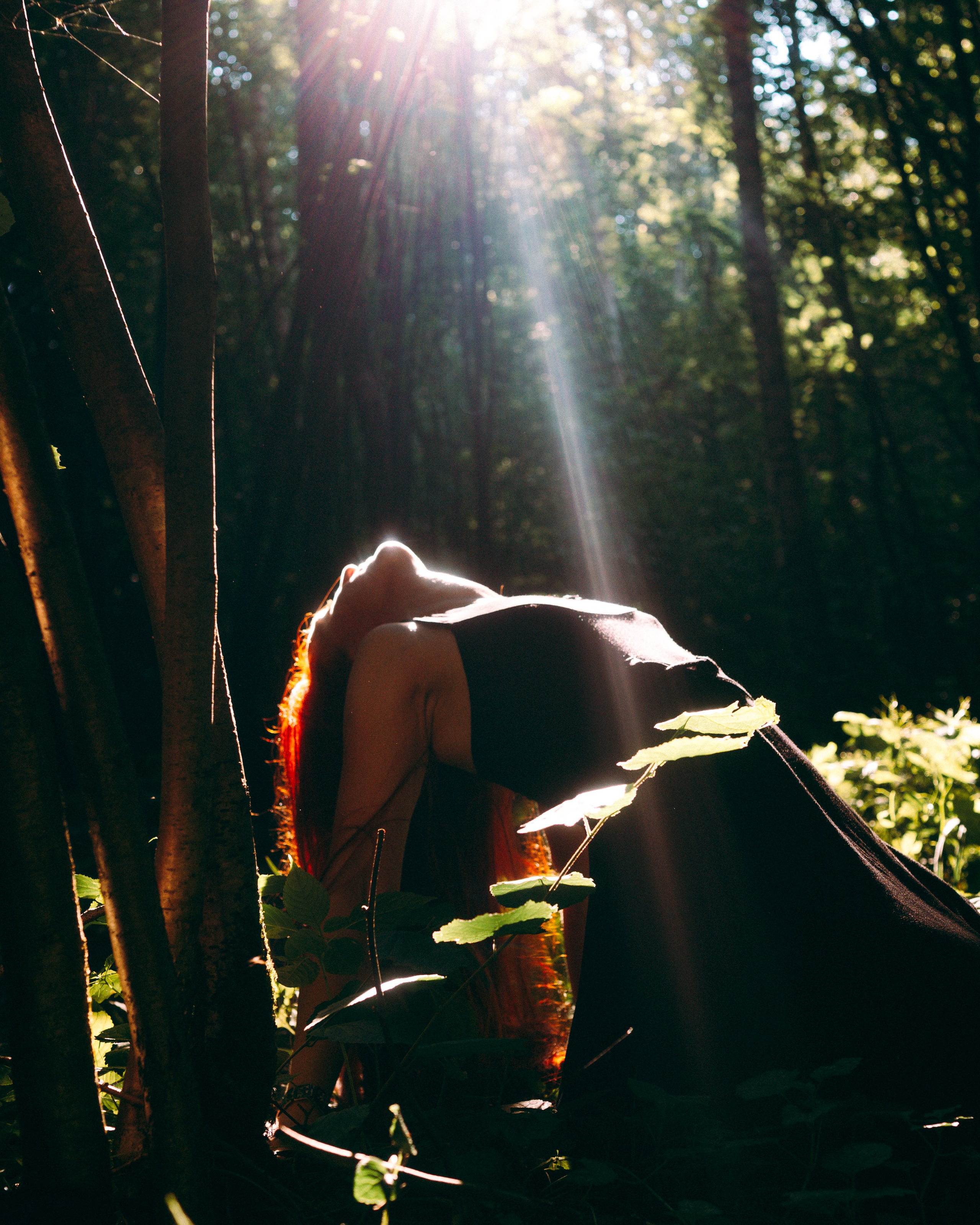 Женская съёмка на капище. Фотоведьма Дарья Нечинская