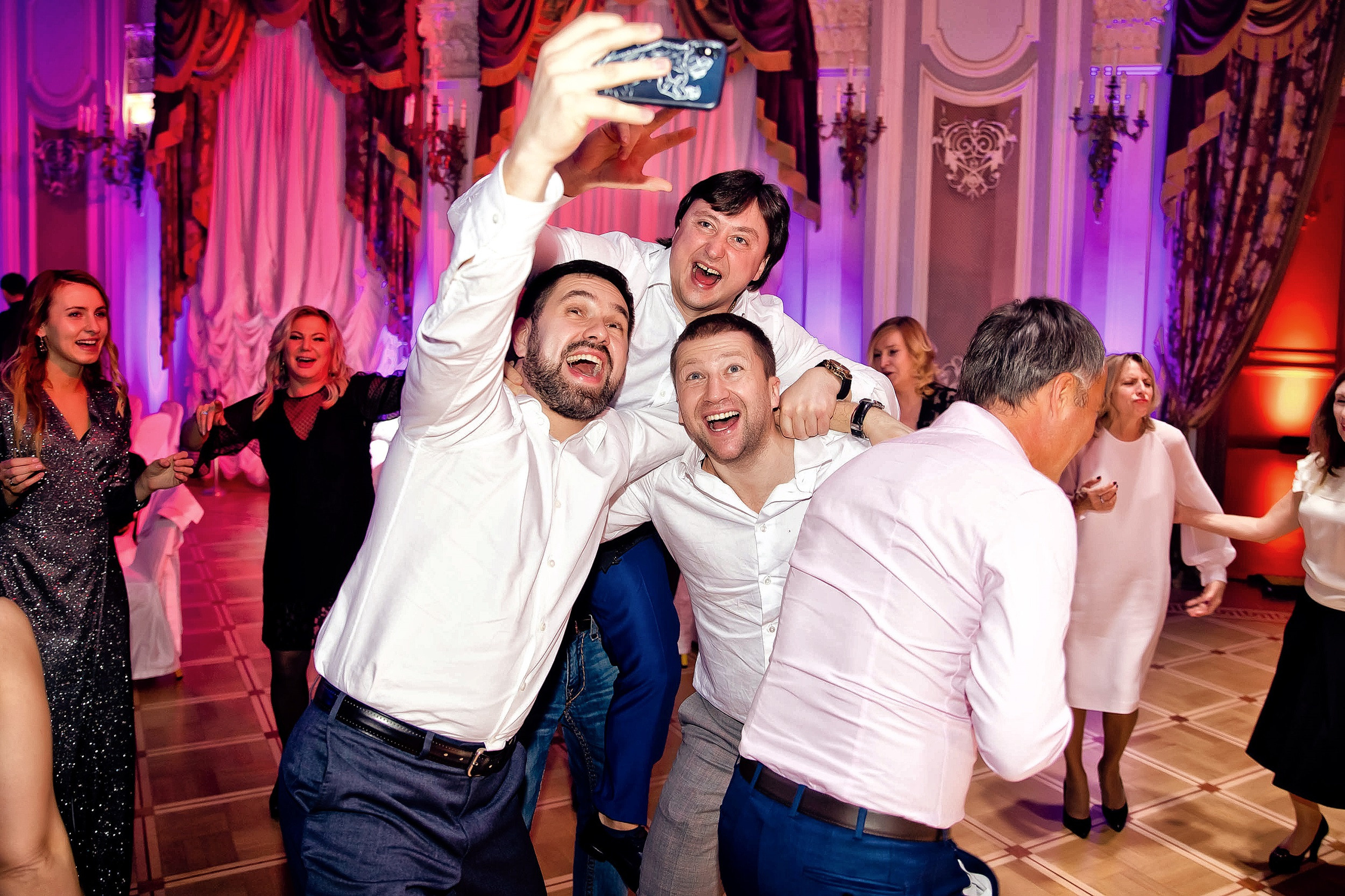 Репортаж с банкета. Свадебный фотограф в Санкт-Петербурге Рябикин Александр , занимаюсь св