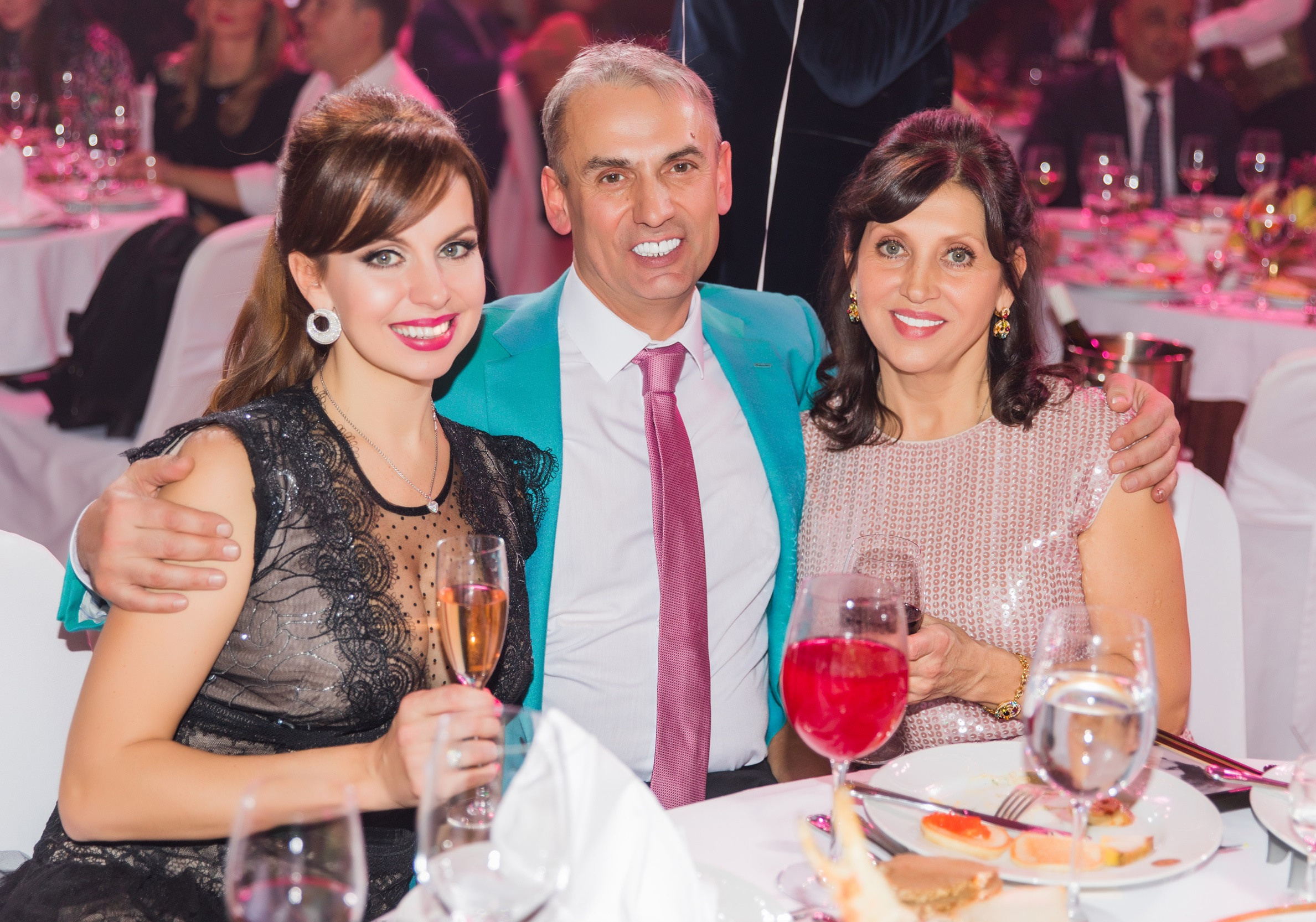 Репортаж с банкета. Свадебный фотограф в Санкт-Петербурге Рябикин Александр , занимаюсь св