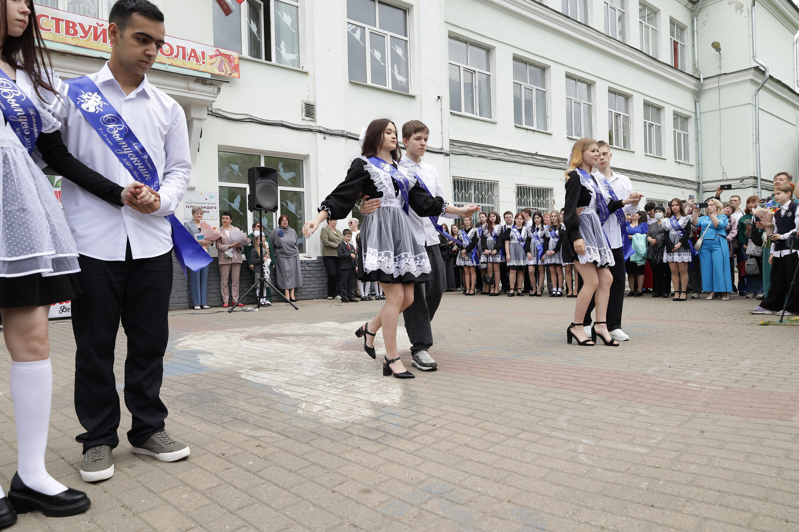 Последний звонок. Фотограф Надршина Лилия