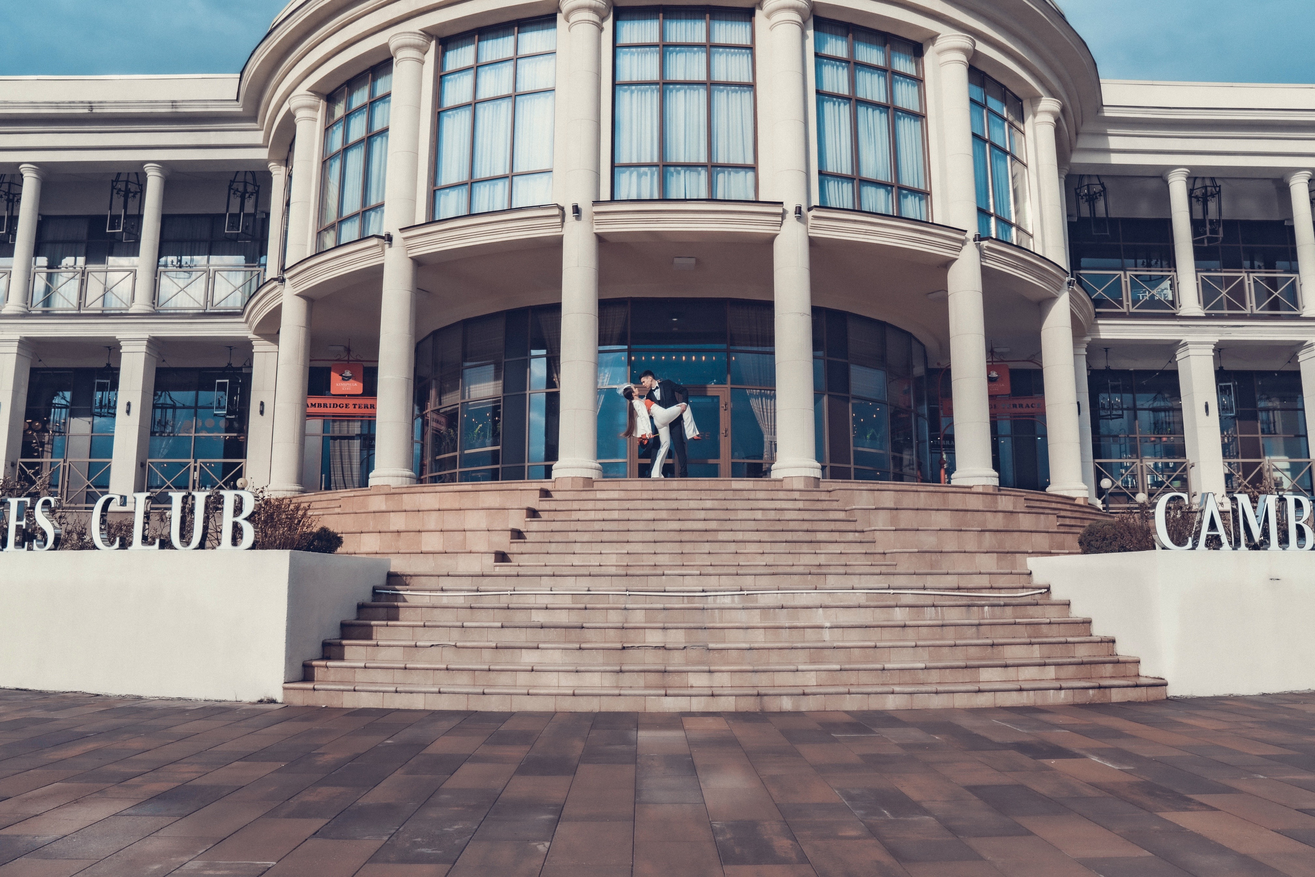 Ваш свадебный видеограф