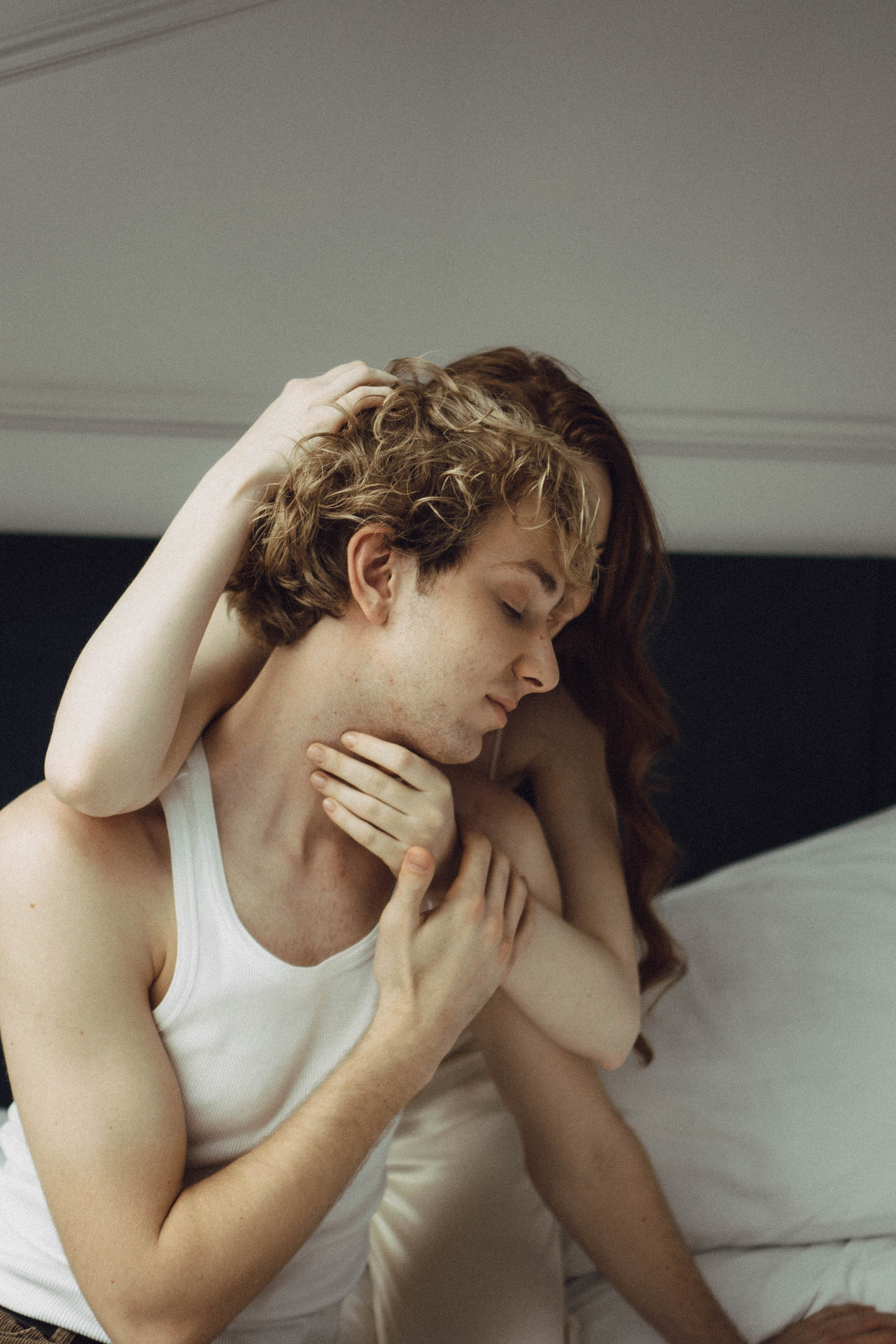 СВАДЕБНАЯ СЬЕМКА В ОТЕЛЕ. СБОРЫ ЖЕНИХА И НЕВЕСТЫ И ТАКЖЕ ТОР И ПОДГОТОВКА К ПРОГУЛКЕ. Профессиональный фотограф, Санкт-Петербург — Виктория Богомолова