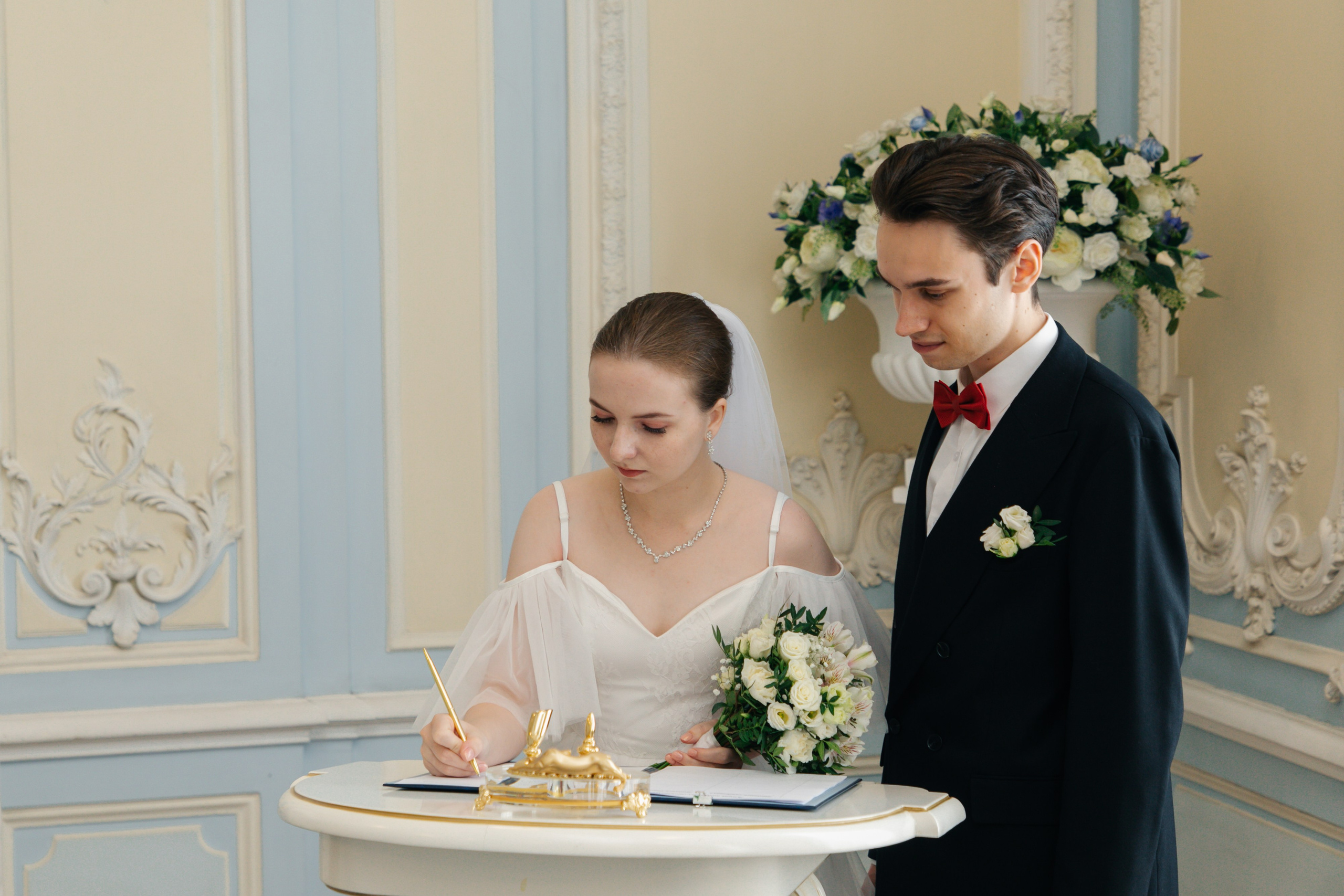 Свадебная регистрация 2 дворец бракосочетания СПб. Фотограф крещение венчание в Петербурге! Помогает подобрать храм и посоветовал душевного батюшку в СПб