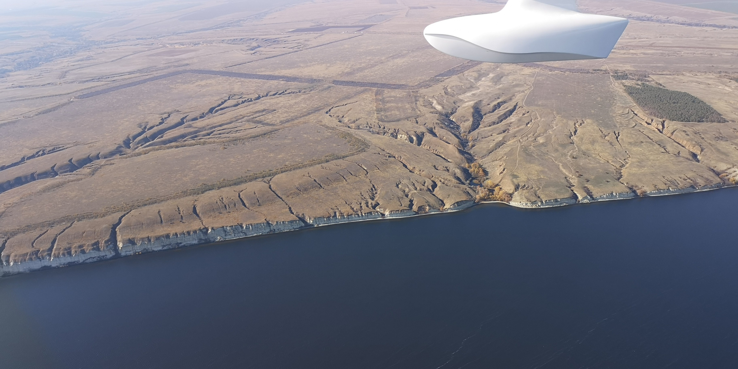 Каспийское море (наука на Ла-8) (2021 г.). Фотоальбом показывающий увлекательный мир авиации и мир медведей Андрея Иванова