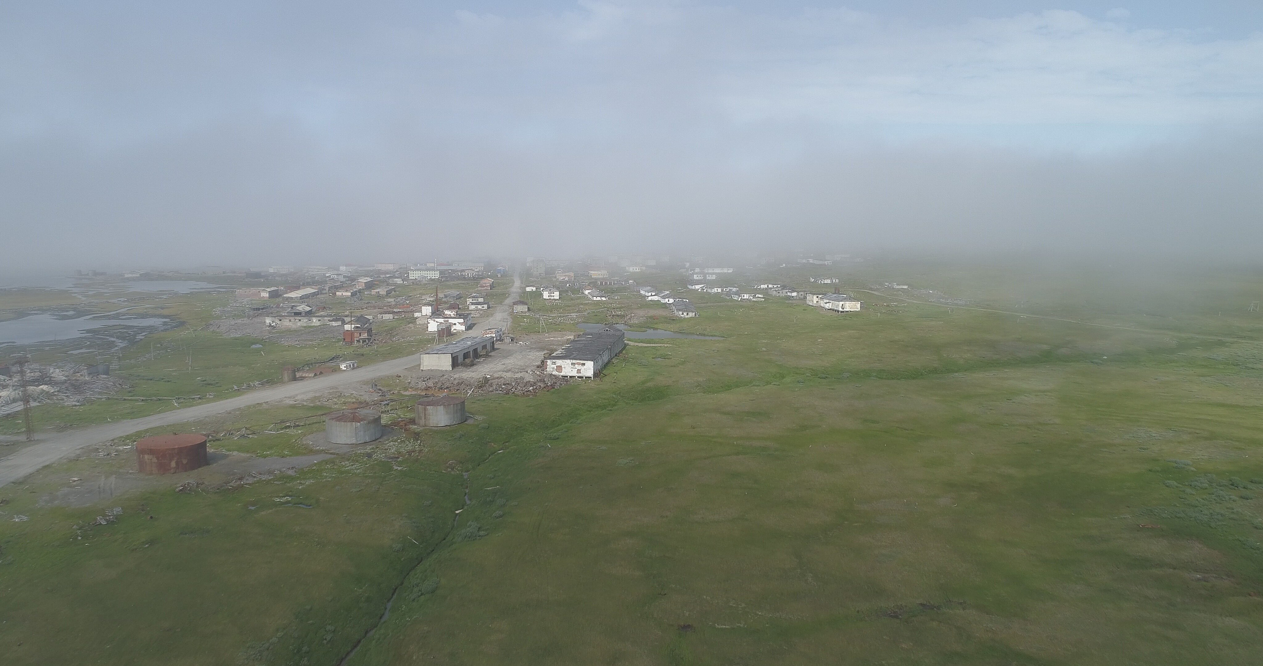 Амдерма — наука (2020 г.). Фотоальбом показывающий увлекательный мир авиации и мир медведей Андрея Иванова