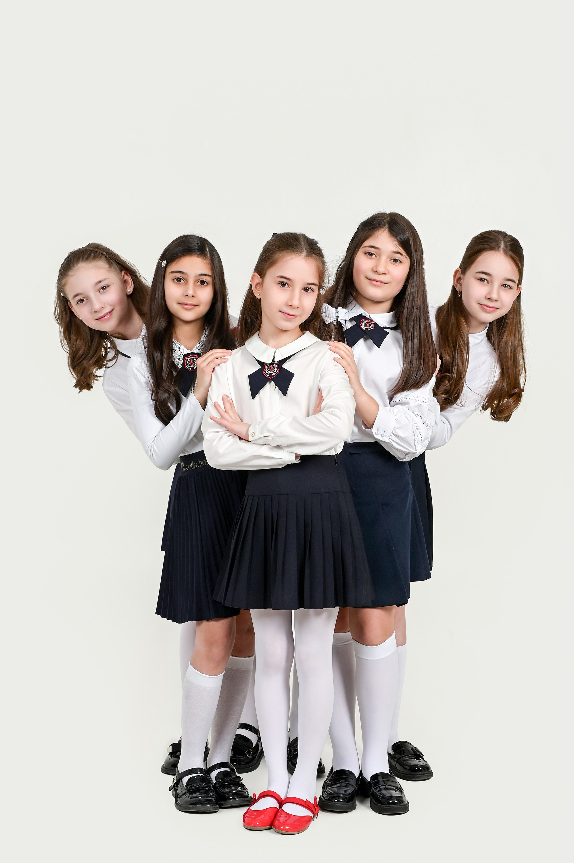 Галерея фотографий. Первая школьная фотостудия Zoom-Zoom в городе Владикавказ