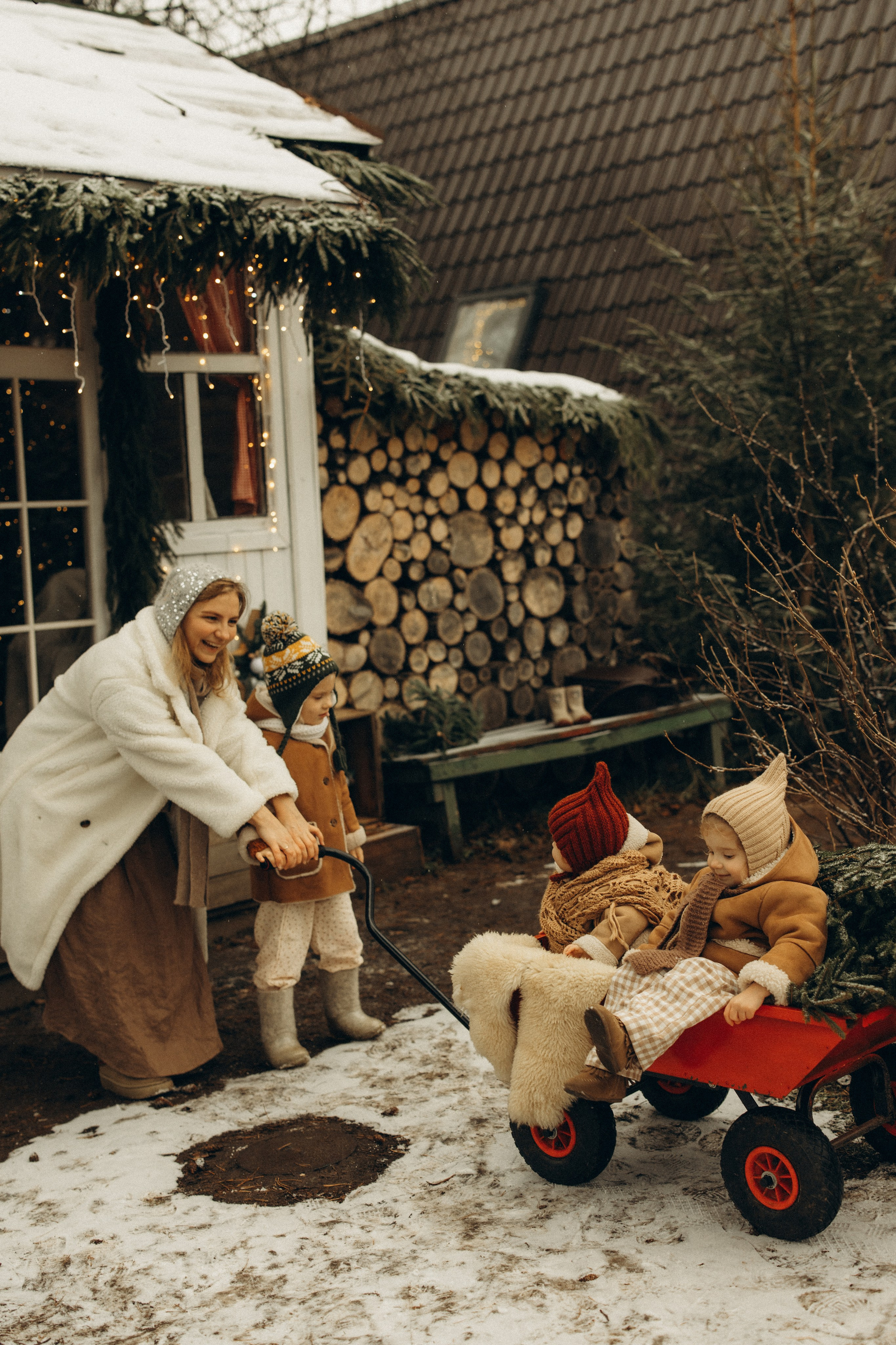 Ира, Дуня, Агуся, Маша. Семейный фотограф Оля Гладченко