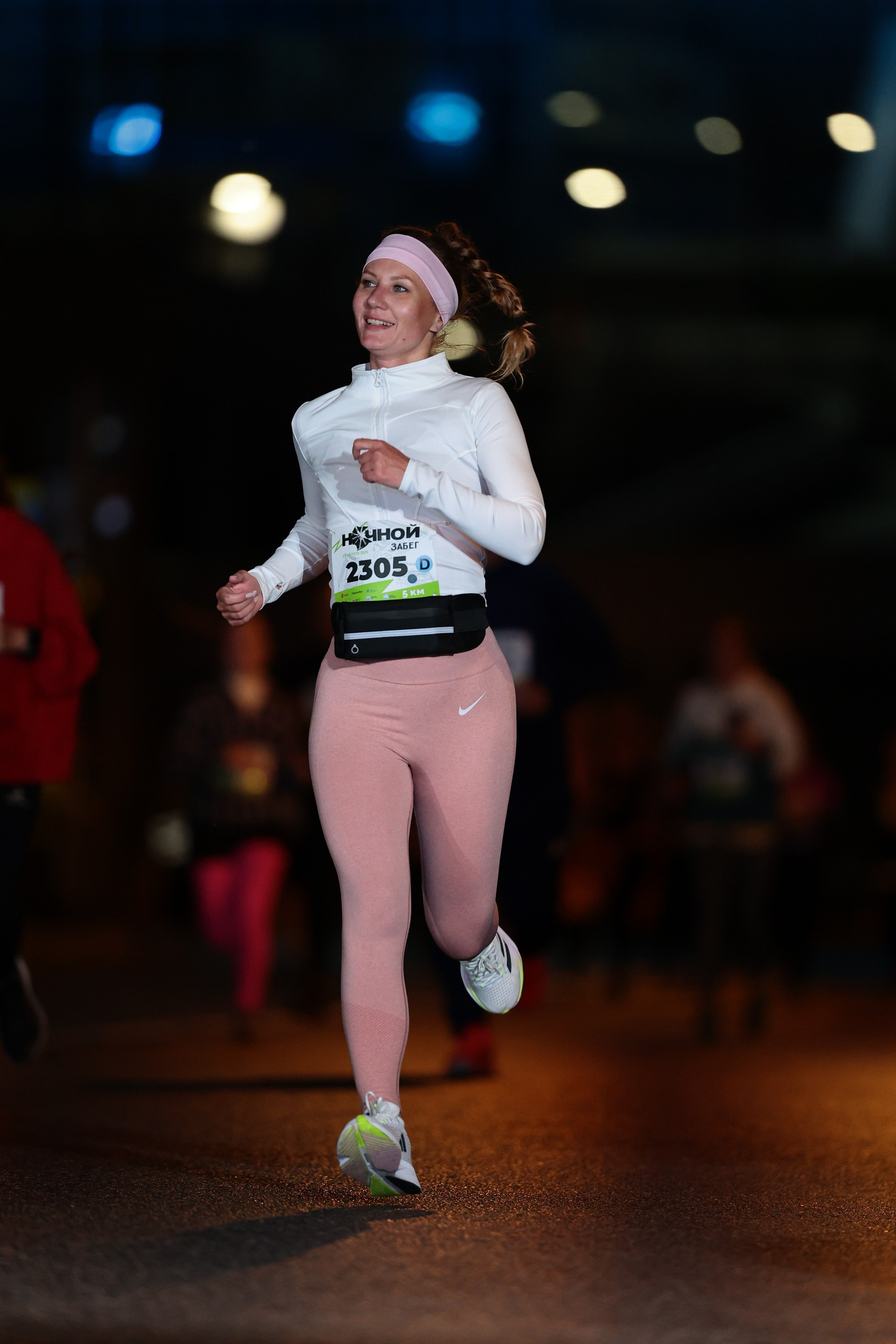 ПушкинРан ночной забег 2025. Спортивный фотограф в Санкт-Петербурге Илья Vacool