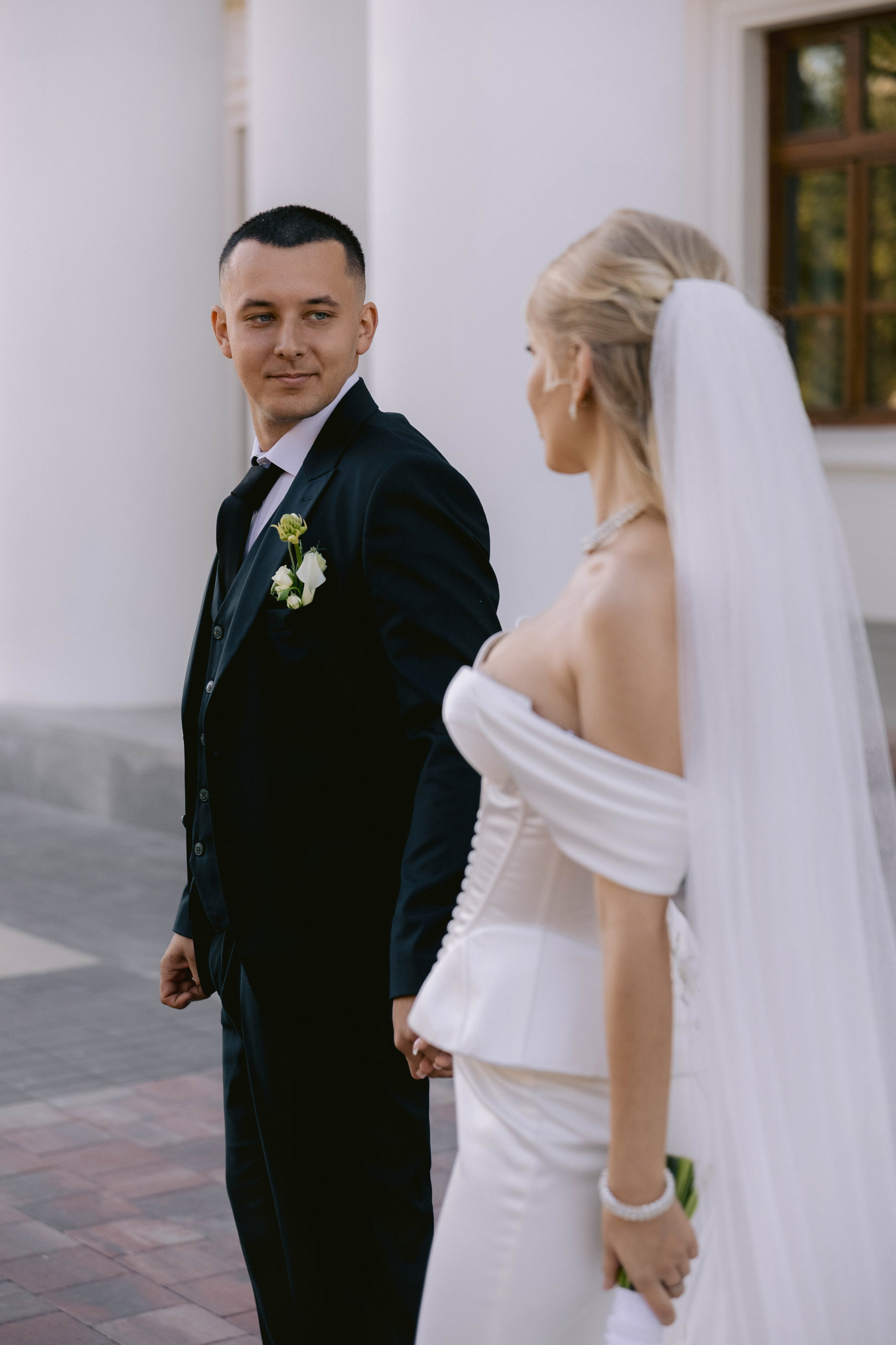 Ангелина, Ефим (прогулка после ЗАГСа). Фотограф в Волгограде Кристина Прохоренко