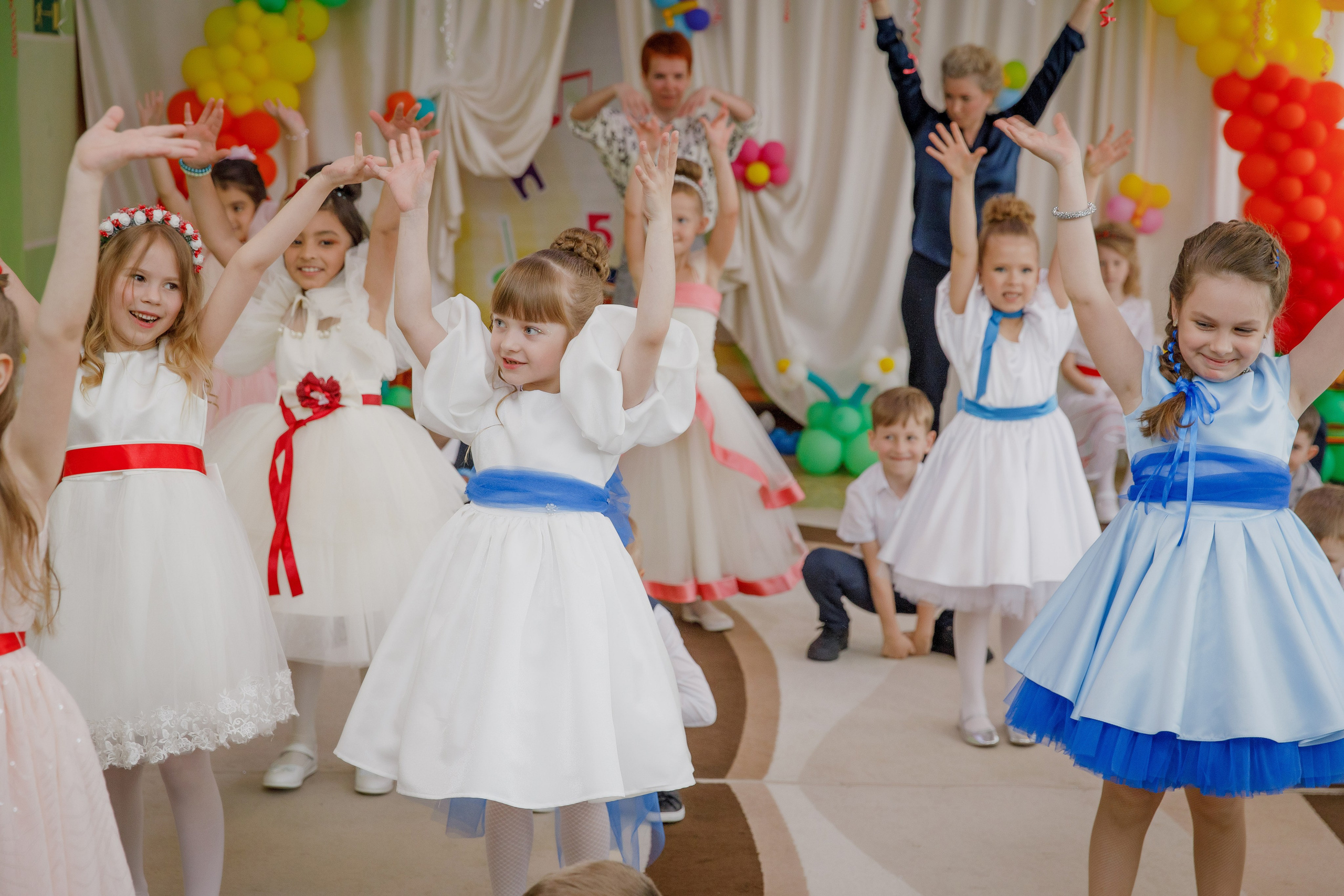 Выпускной ДС 23. Photoalbum-vl.ru