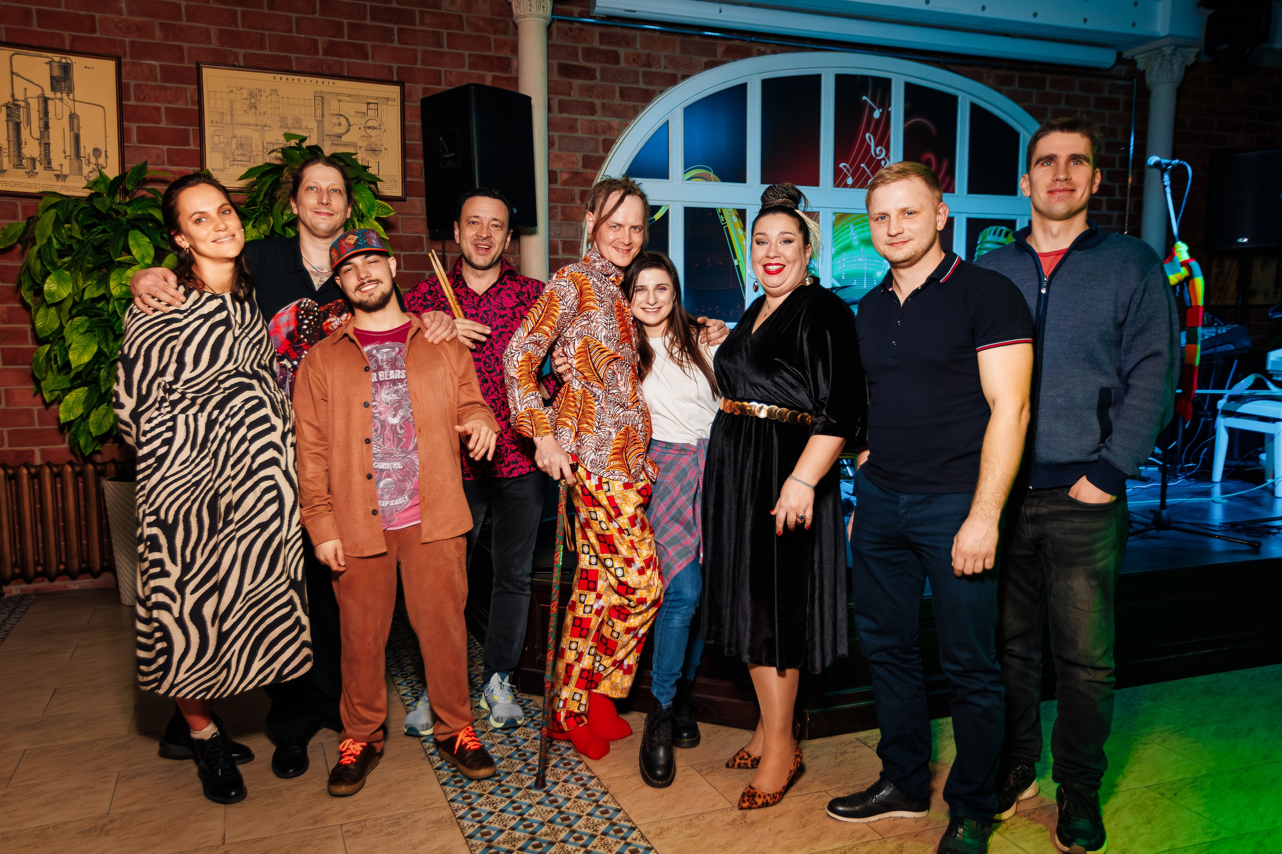 Джаз клуб «Скажите Jazz» Герман Мамаев, бэнд DC Quartet и специальный гость Анна Шакель_Фабрикантъ_Симферополь_26.01.2025. Аминов Руслан | Фотограф