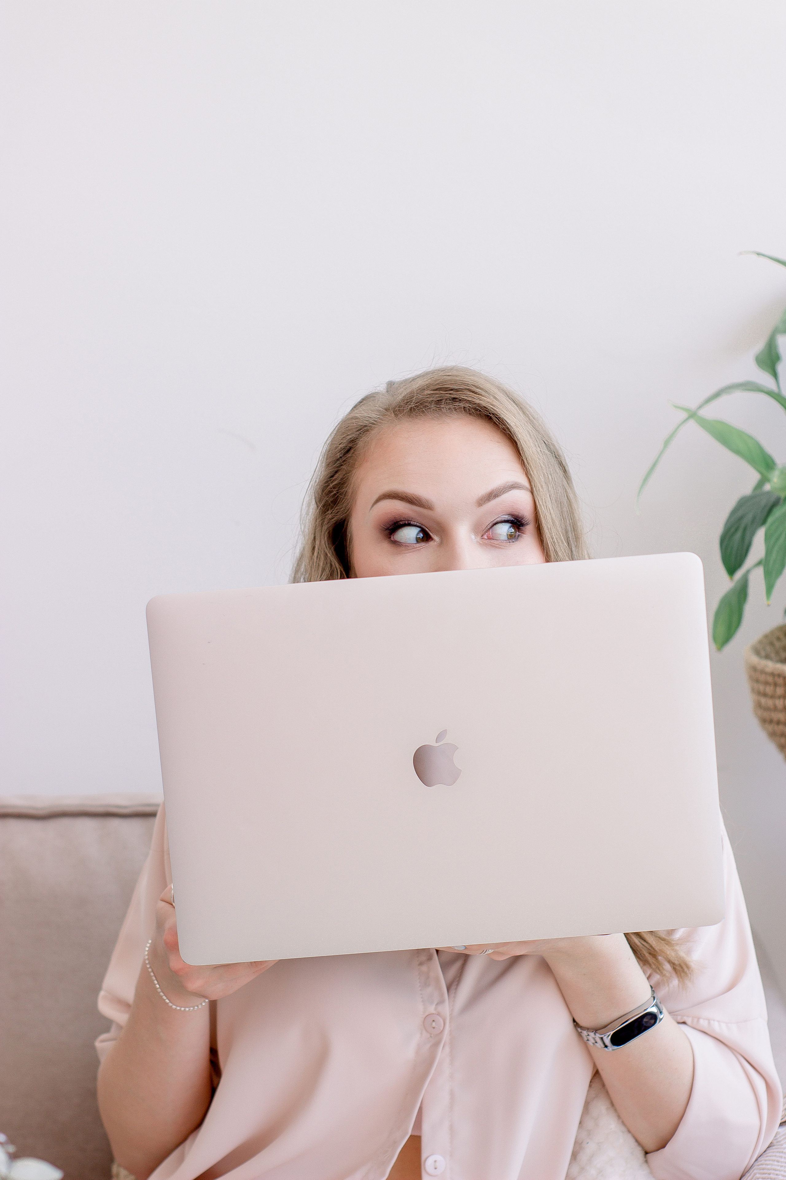 Фотосессия для мастера бровиста в фотостудии. Фотограф в Санкт-Петербурге, Анна Скворцова