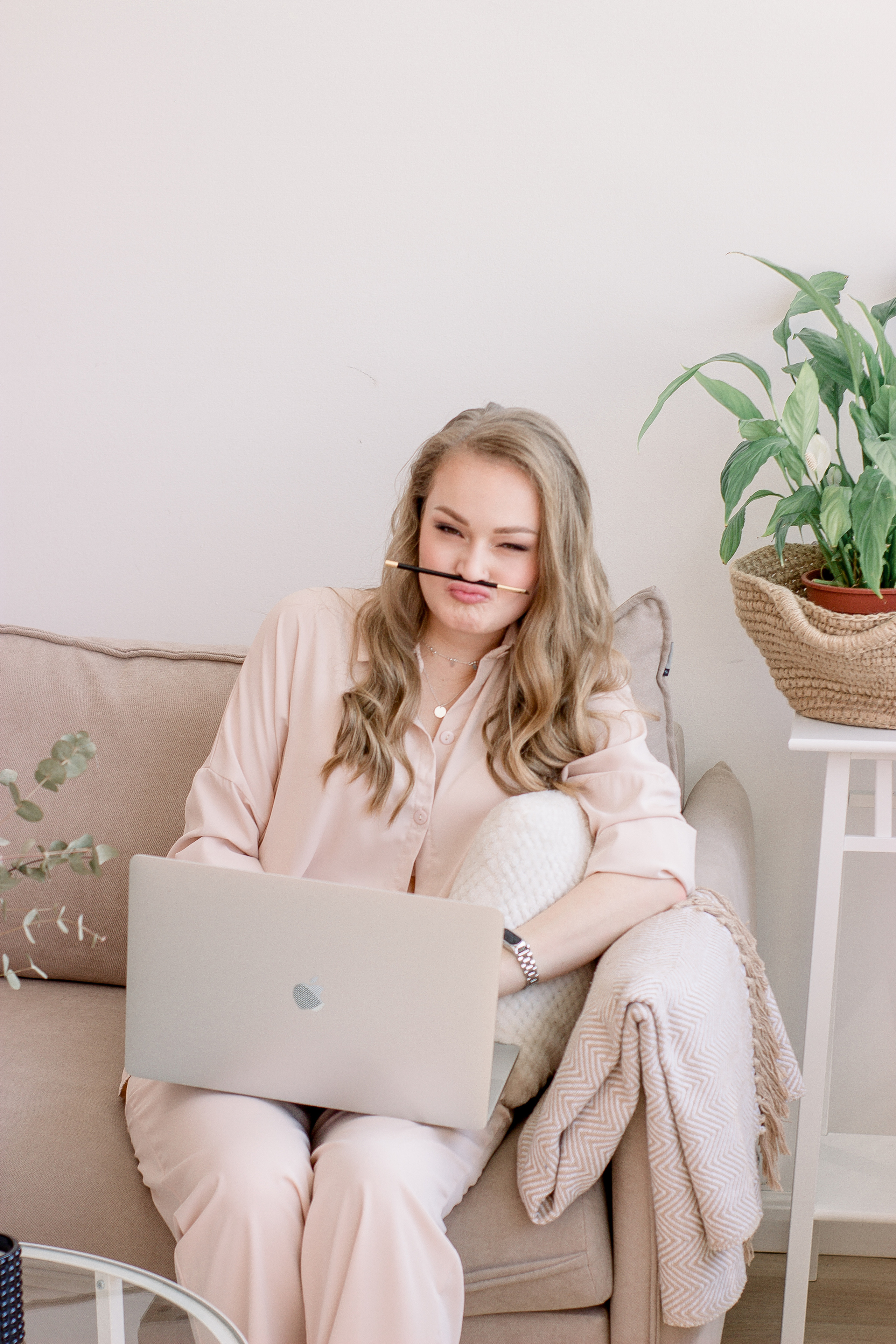 Фотосессия для мастера бровиста в фотостудии. Фотограф в Санкт-Петербурге, Анна Скворцова