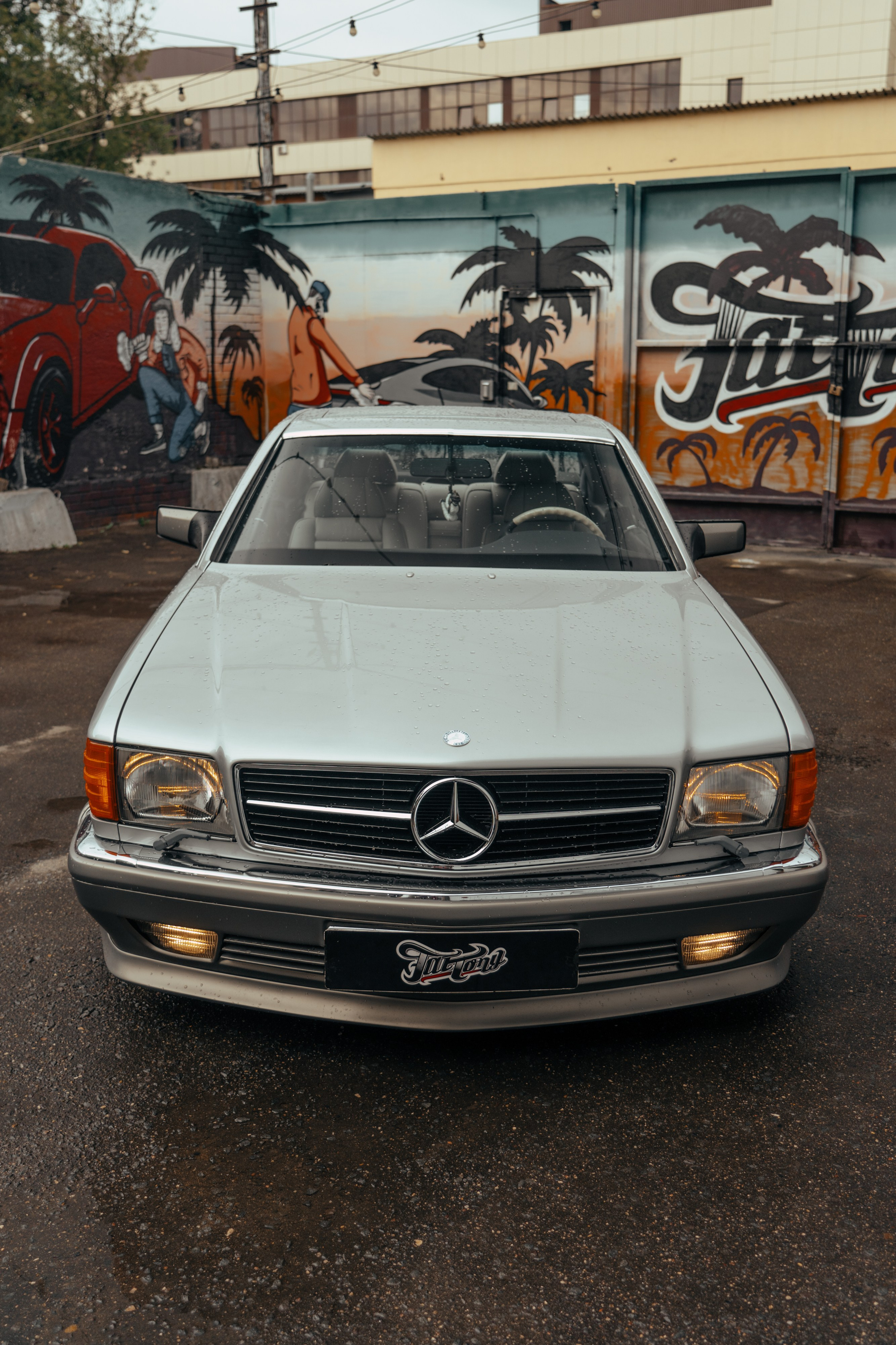 Mercedes SEC W126. DeLorein