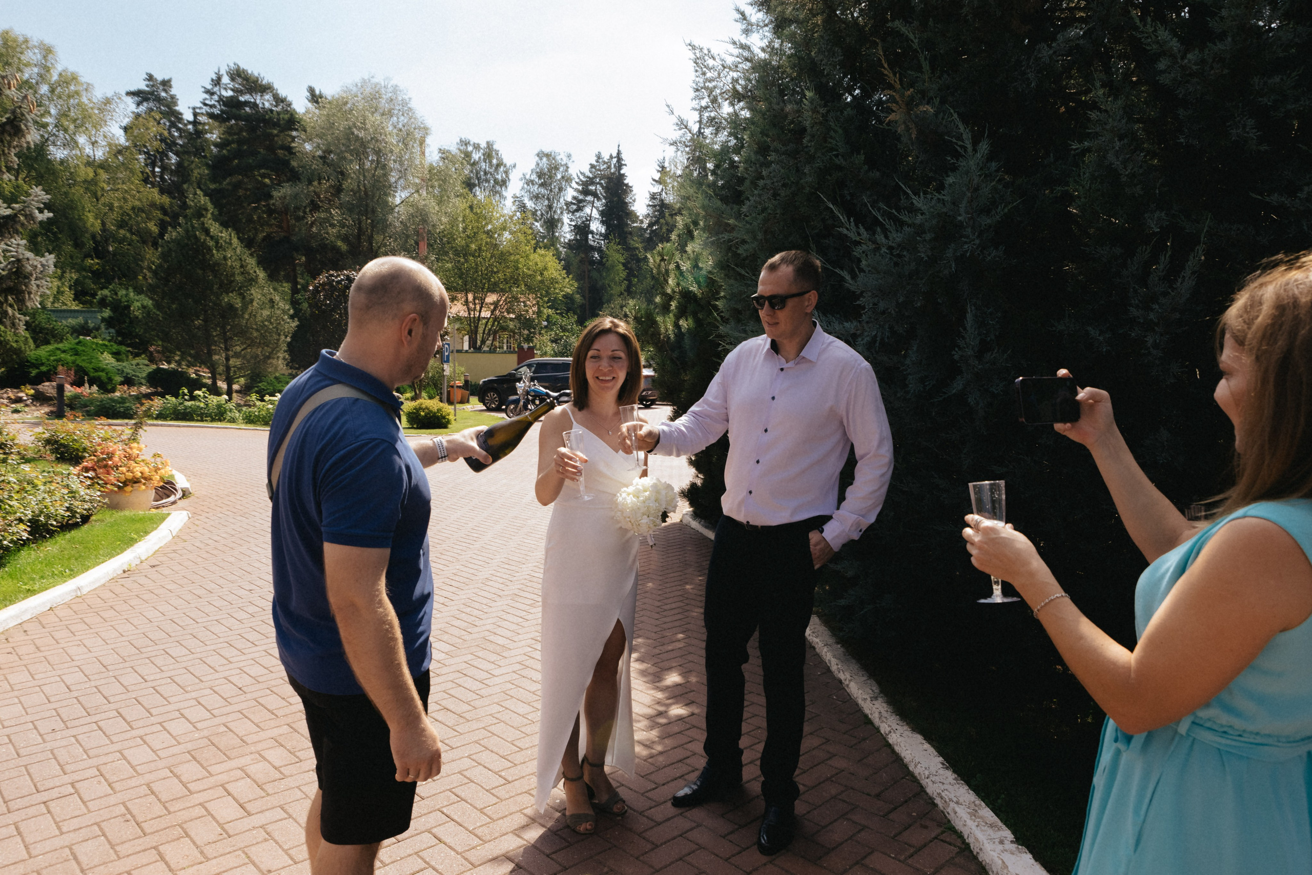 Лиза и Сережа. Роспись и тусовка в коттедже. Свадебный и портретный фотограф в Москве Анастасия Масюк