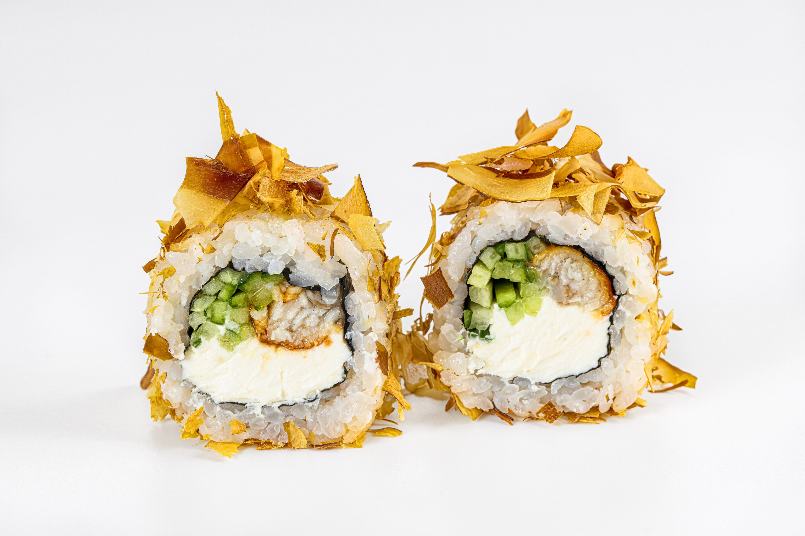 Фотосъемка суши и роллов. Заказ по тел.: +7 (906) 006-90-22. Фуд-фотограф Андрей Старостин — съемка еды в Москве. 9000 руб. в час