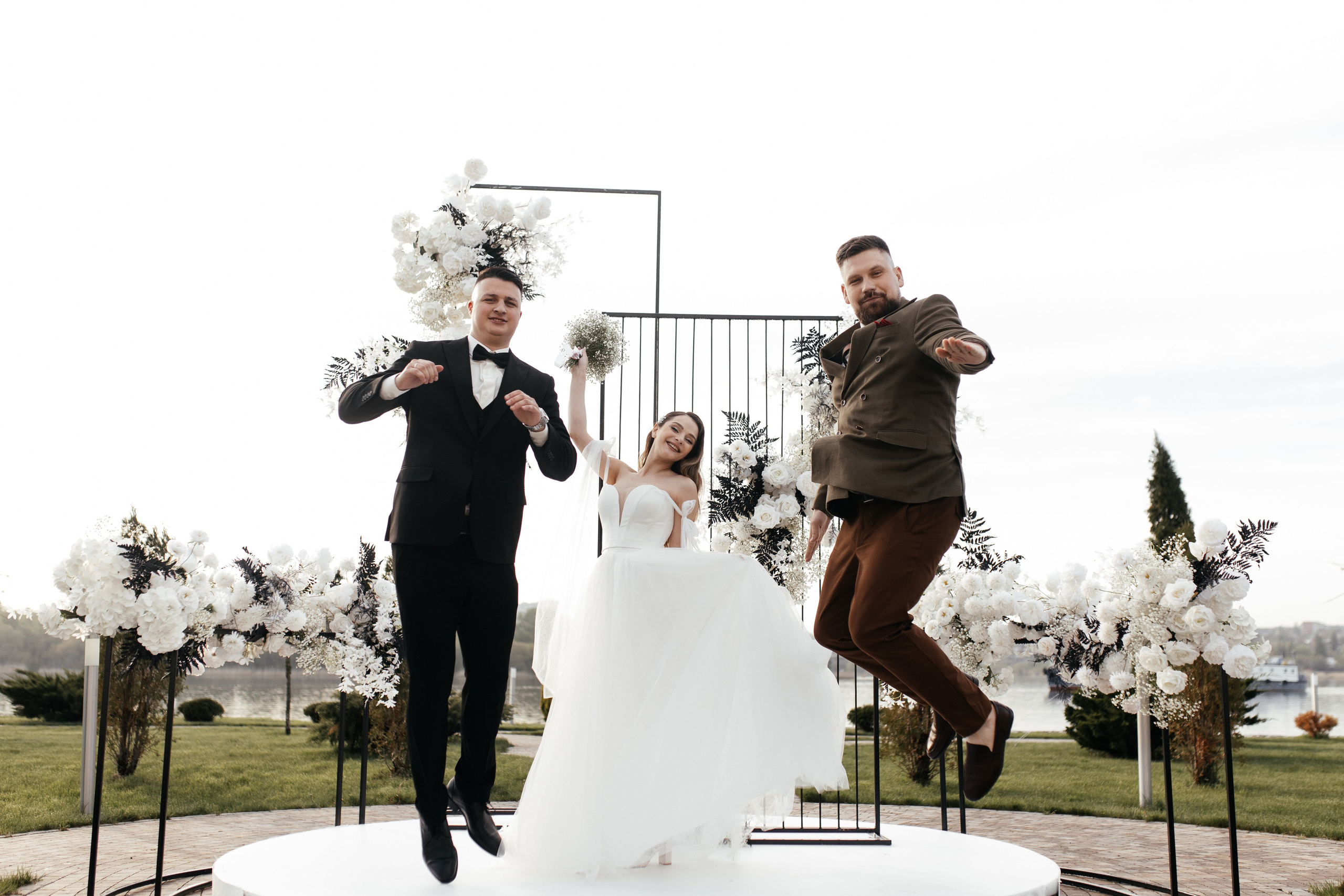 Стоимость организации свадьбы в Ростове. Свадебный организатор в Ростове-на-Дону Яснов Роман