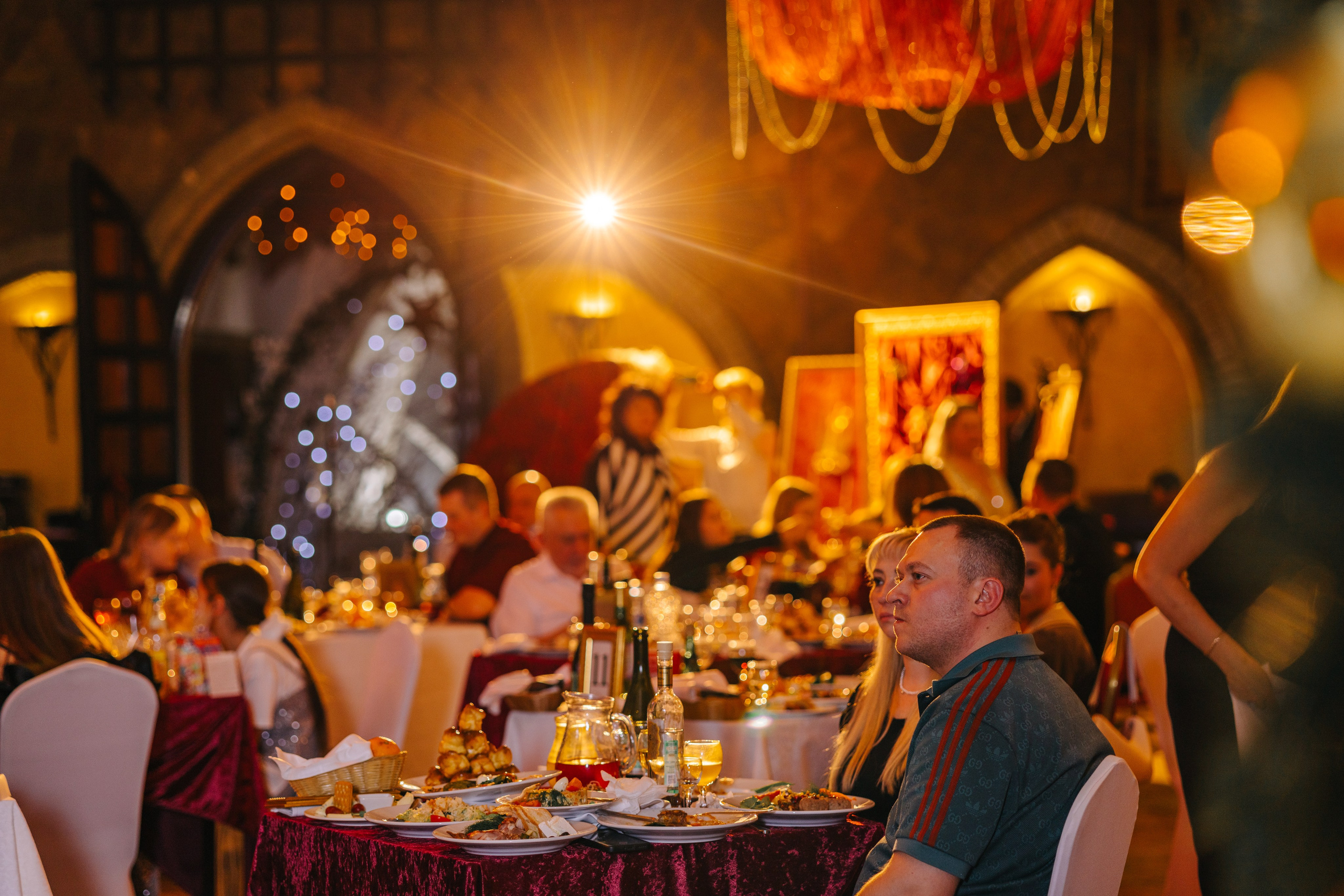 Новый год в «Айвенго» 2026. Александр Антонов. Профессиональный свадебный, репортажный фотограф в Москве, Подольске. Фото+Видео на любой праздник