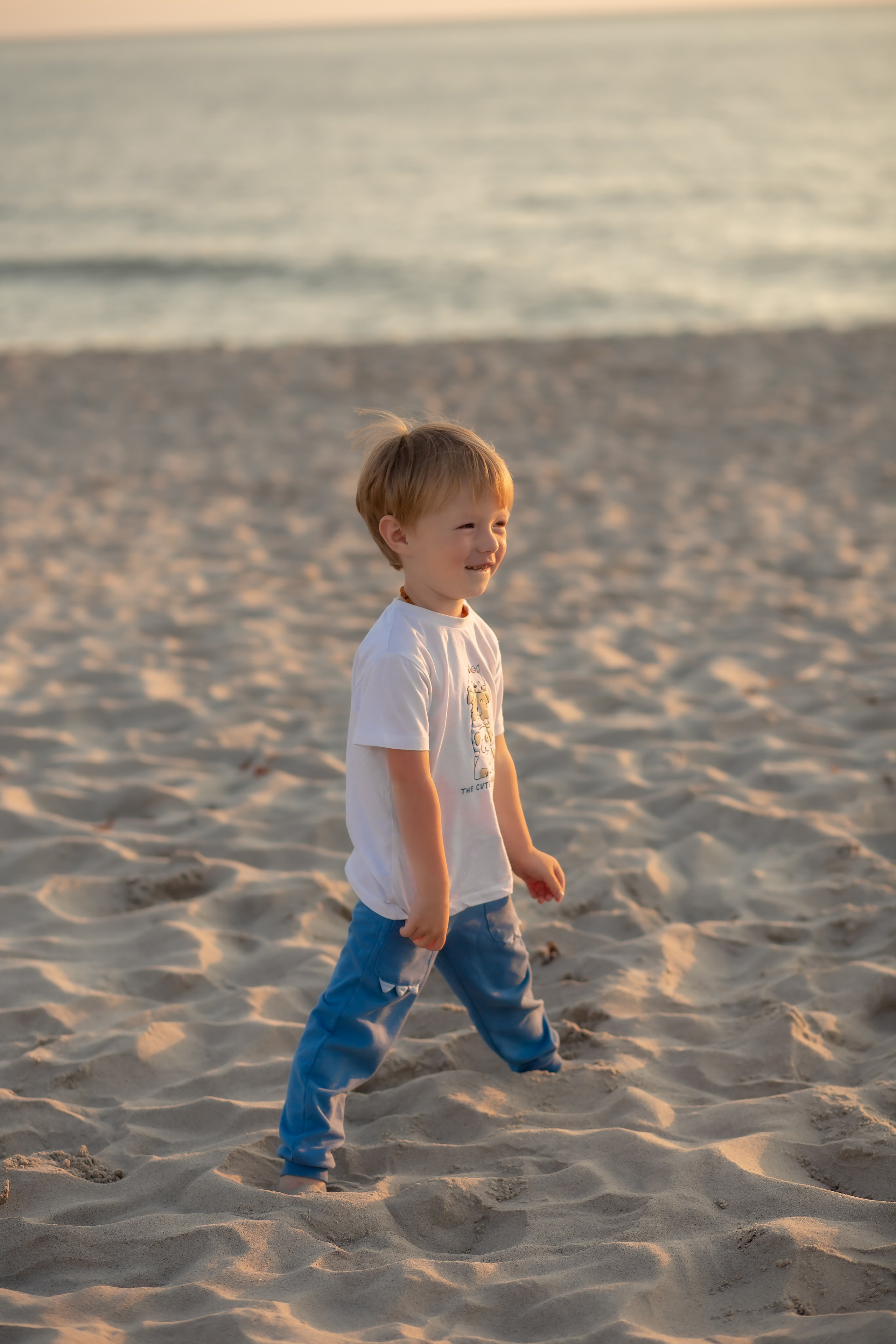 Екатерина и Антон. На закате. Фотограф в Калининграде Решетникова Алина