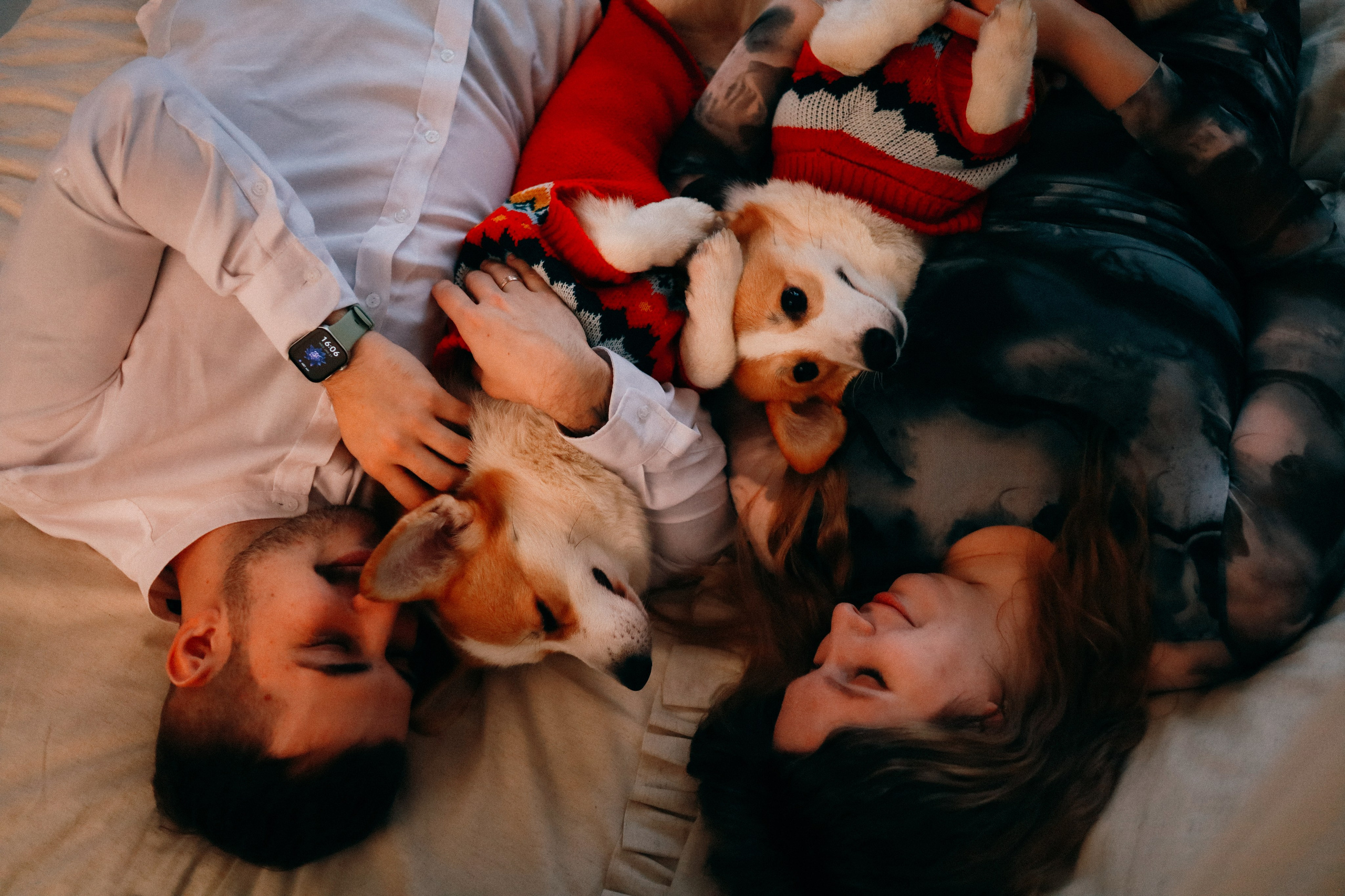 Оля, Антон и сыновья. Фотограф София Комкина