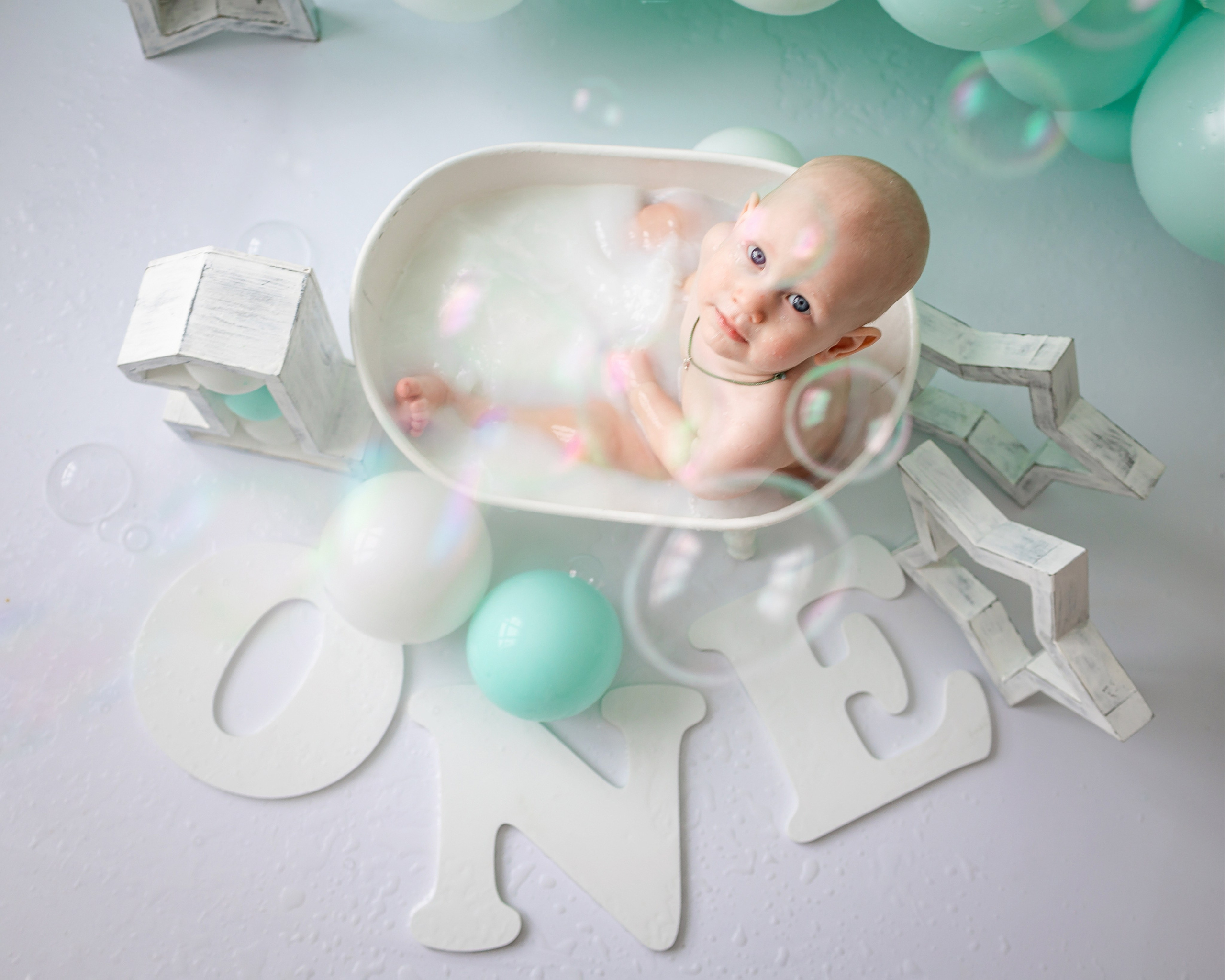 Годик стандарт. Newborn Фотограф в Твери