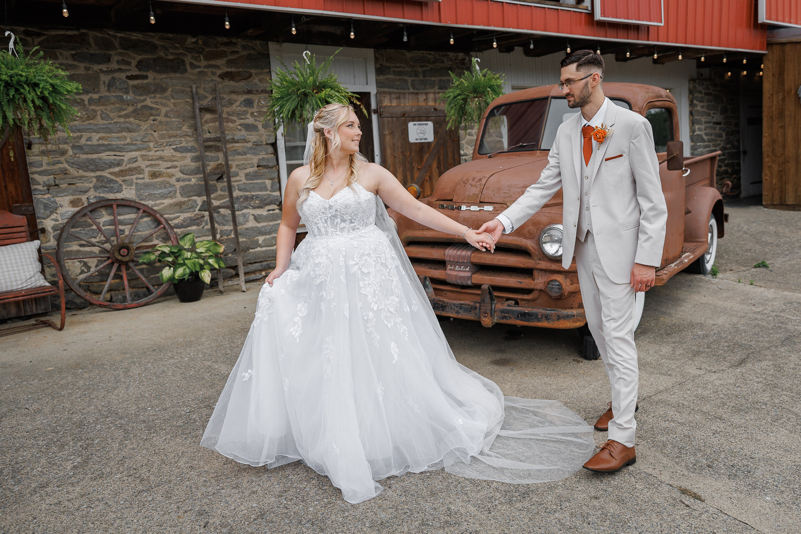 Wedding T&B. Family & Wedding Photographer in Schuylkill County, PA. Inna Nairn