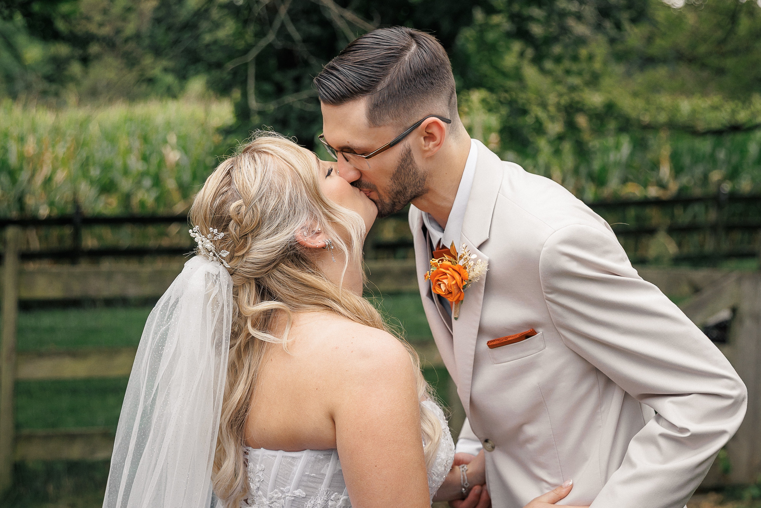 Wedding T&B. Family & Wedding Photographer in Schuylkill County, PA. Inna Nairn