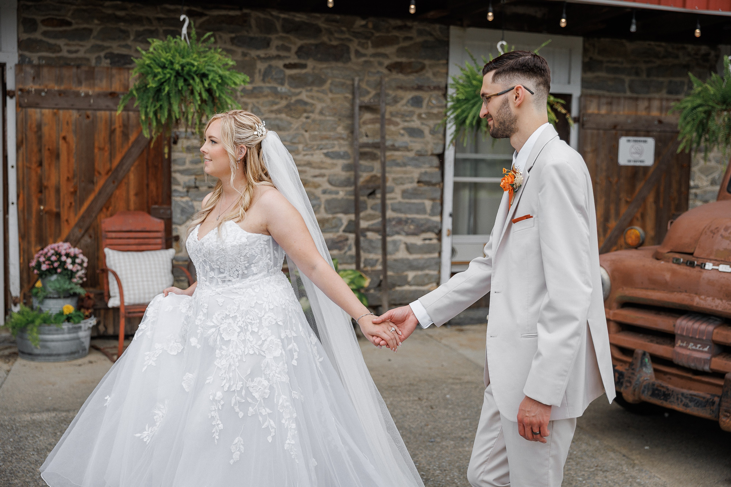 Wedding T&B. Family & Wedding Photographer in Schuylkill County, PA. Inna Nairn