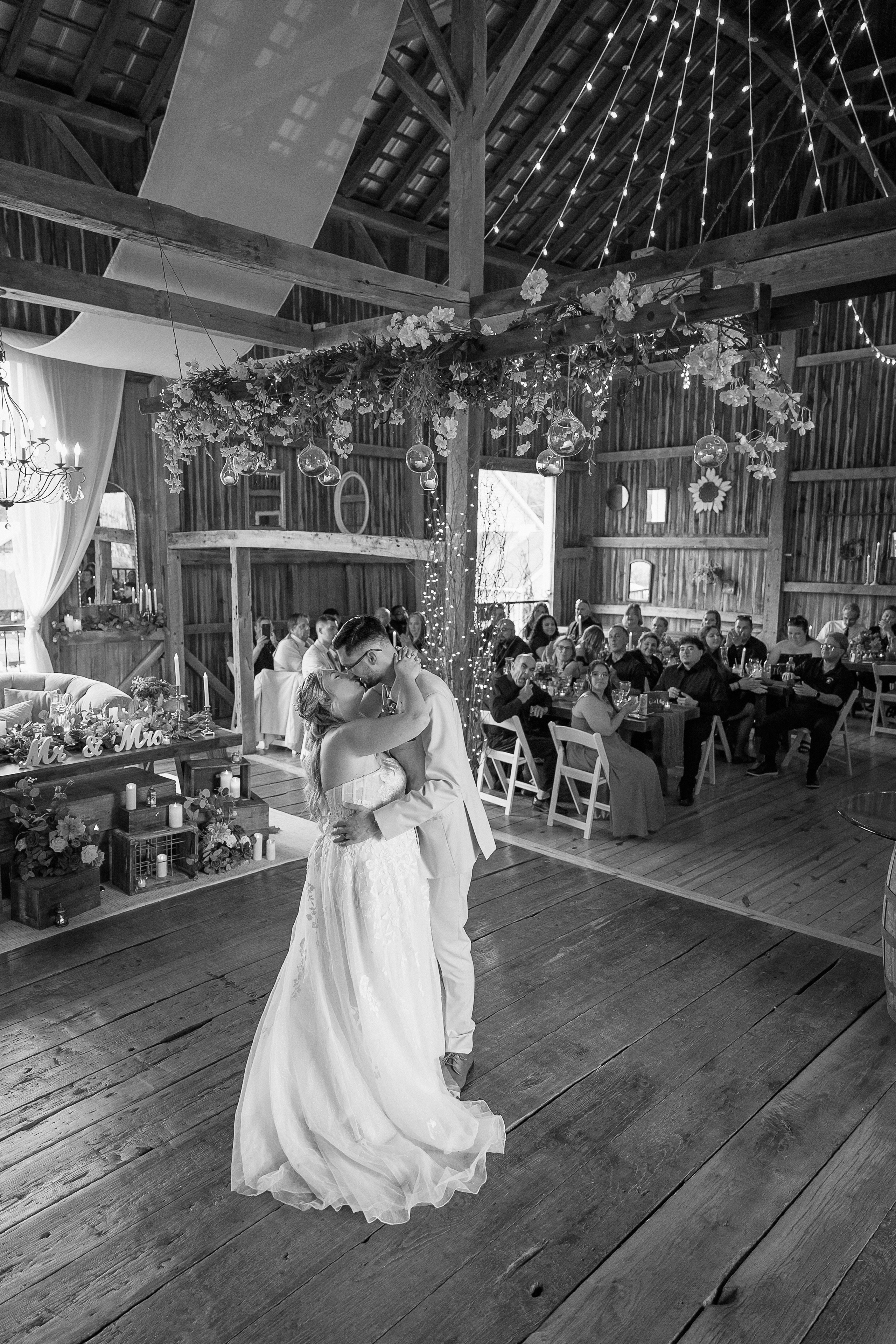Wedding T&B. Family & Wedding Photographer in Schuylkill County, PA. Inna Nairn